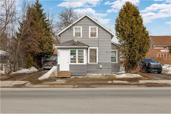 229 Gore Street E