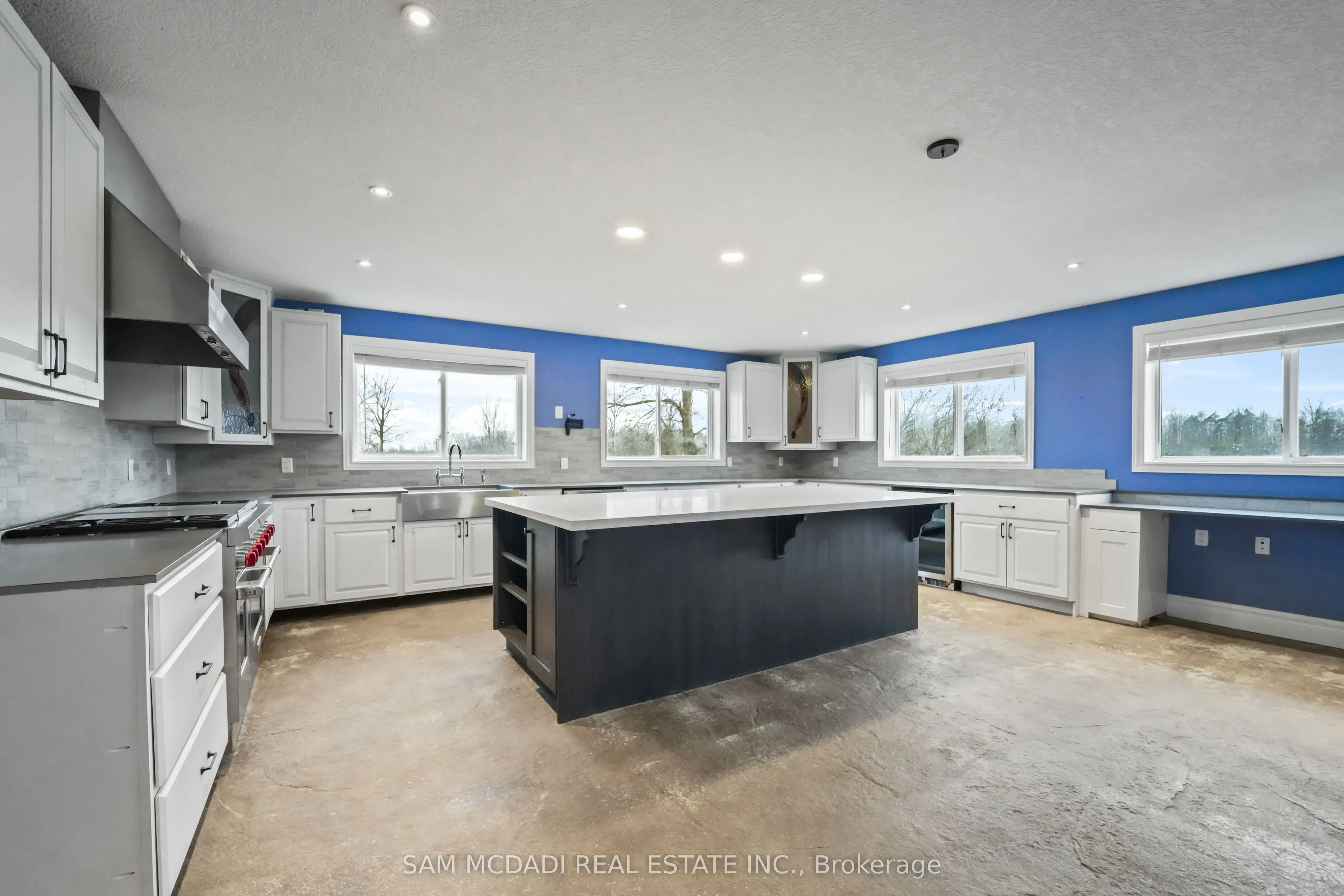 1291 Old Highway 8