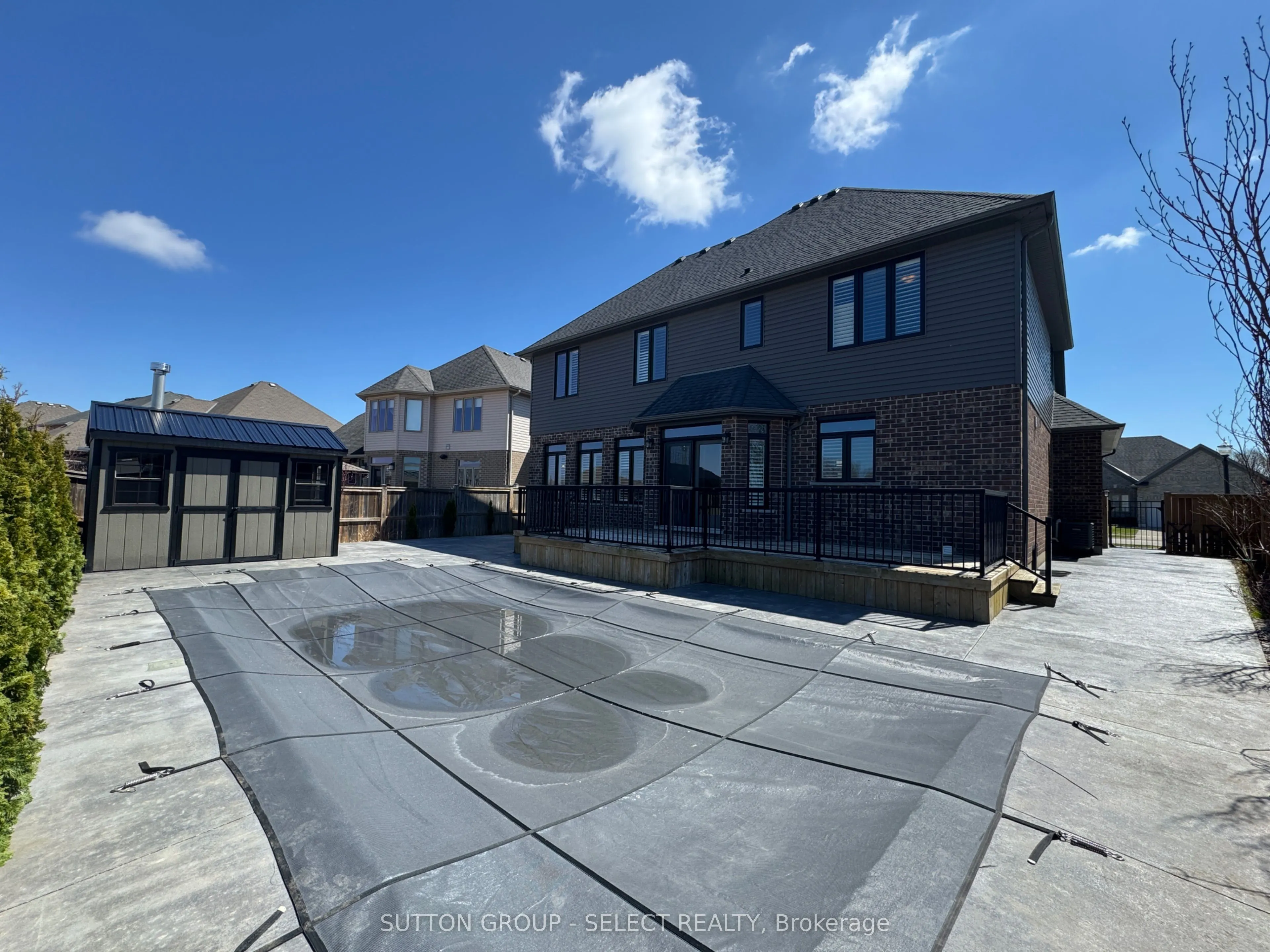 558 Eclipse Walk