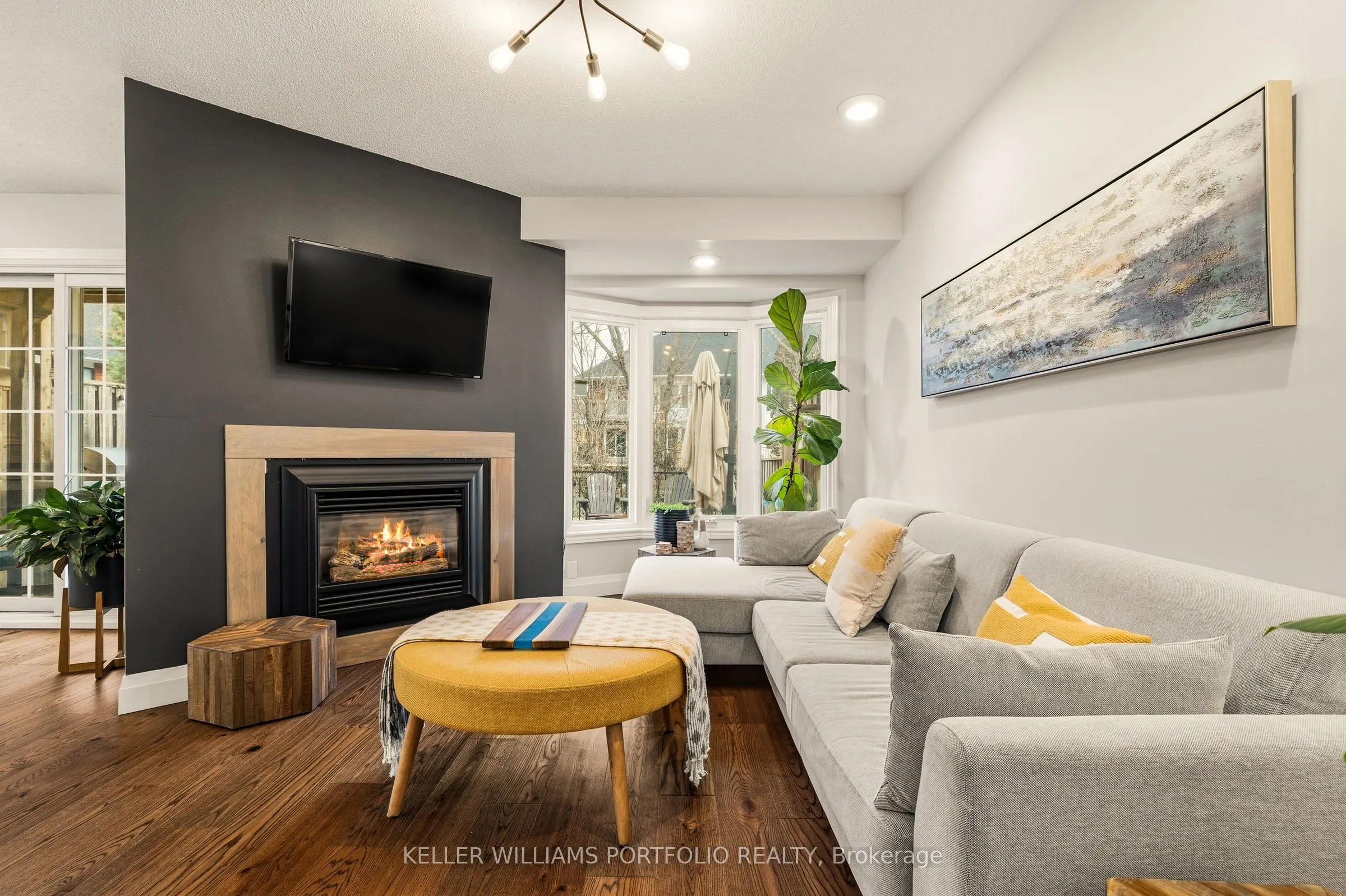 50 Edgewater Drive