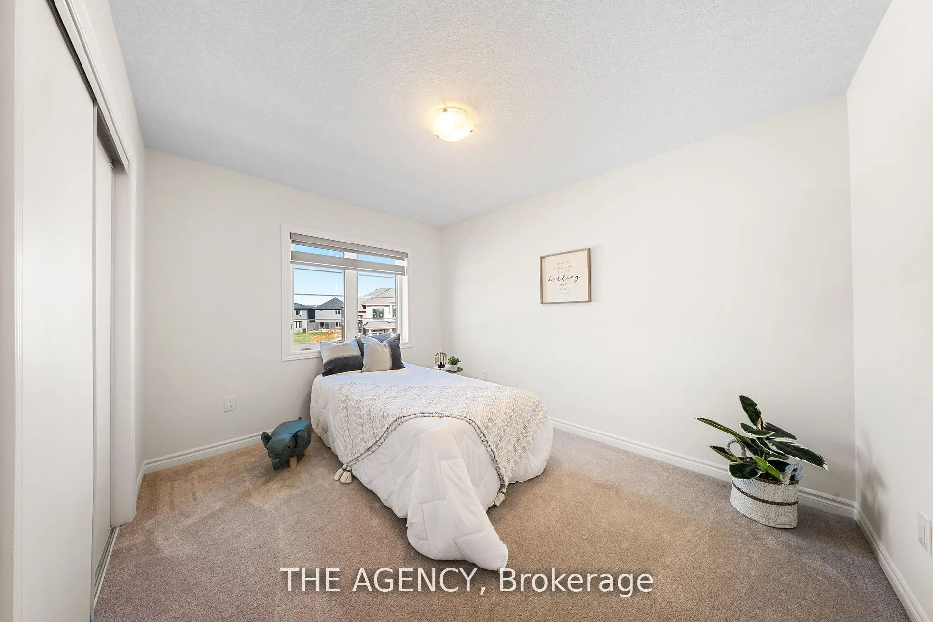 1 Bee Crescent