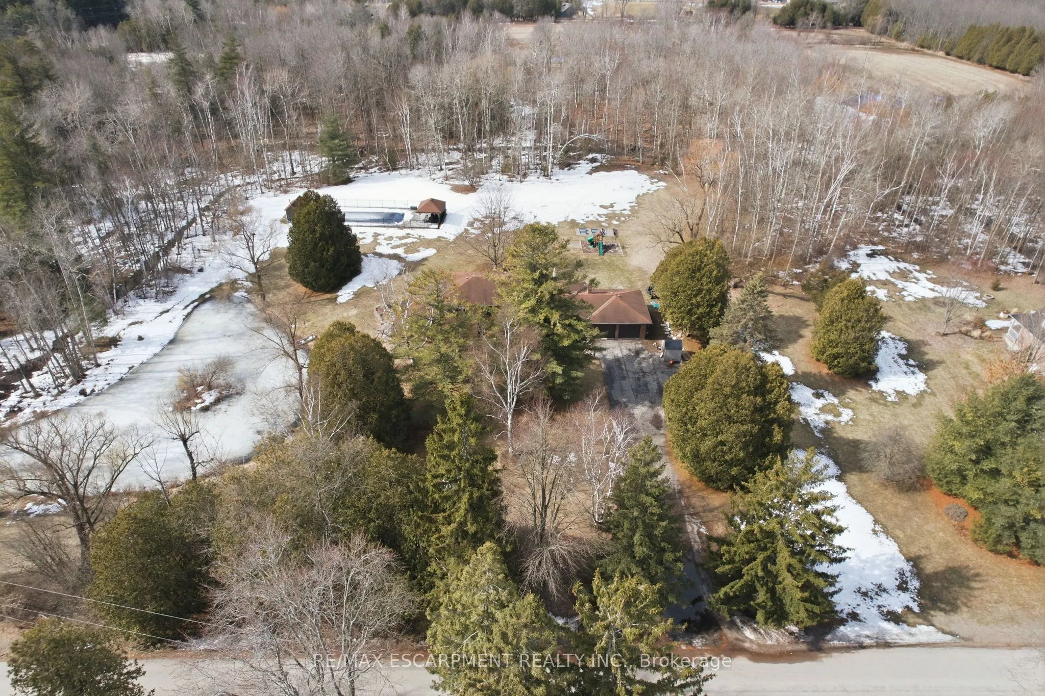 3918 Maddaugh Road