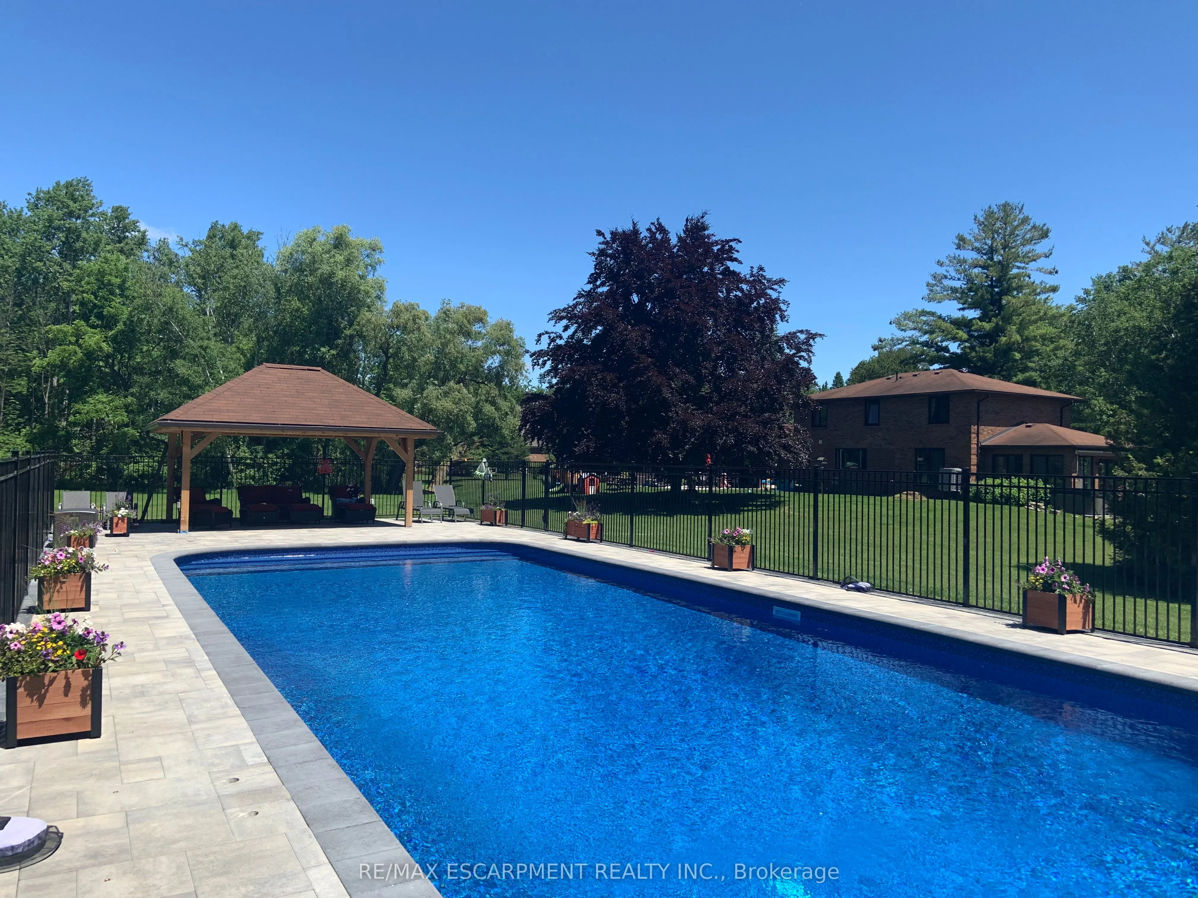 3918 Maddaugh Road