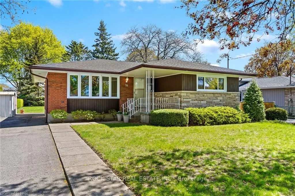 78 LEASIDE Drive #Lower