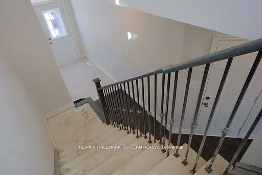 35 COLDBROOK Drive