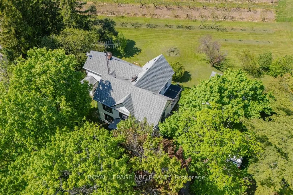245 Niven Road
