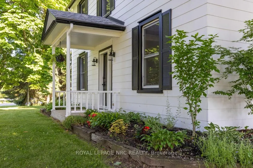 245 Niven Road