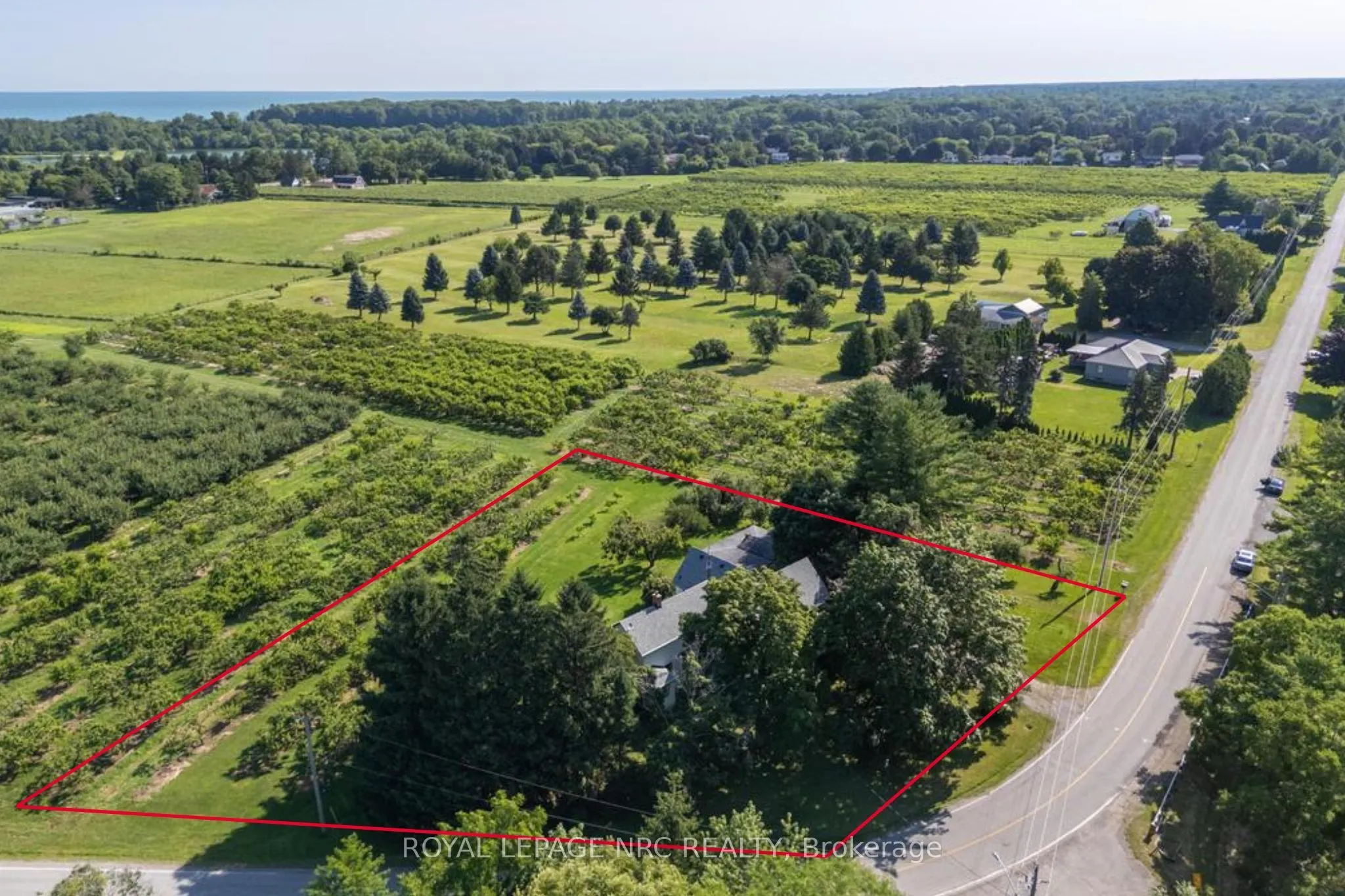 245 Niven Road