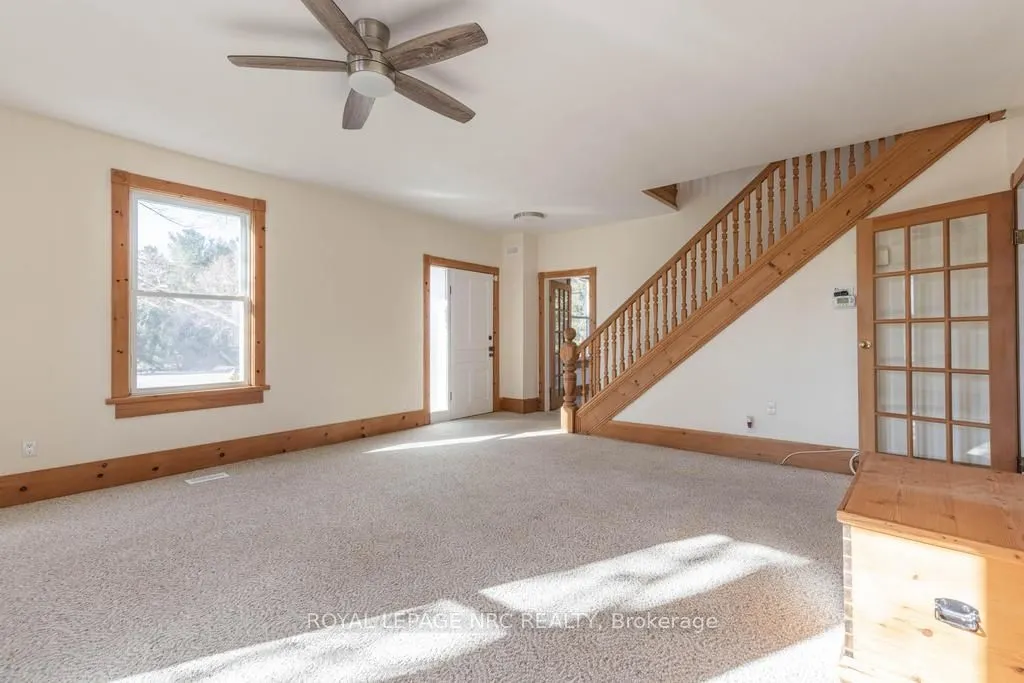 245 Niven Road
