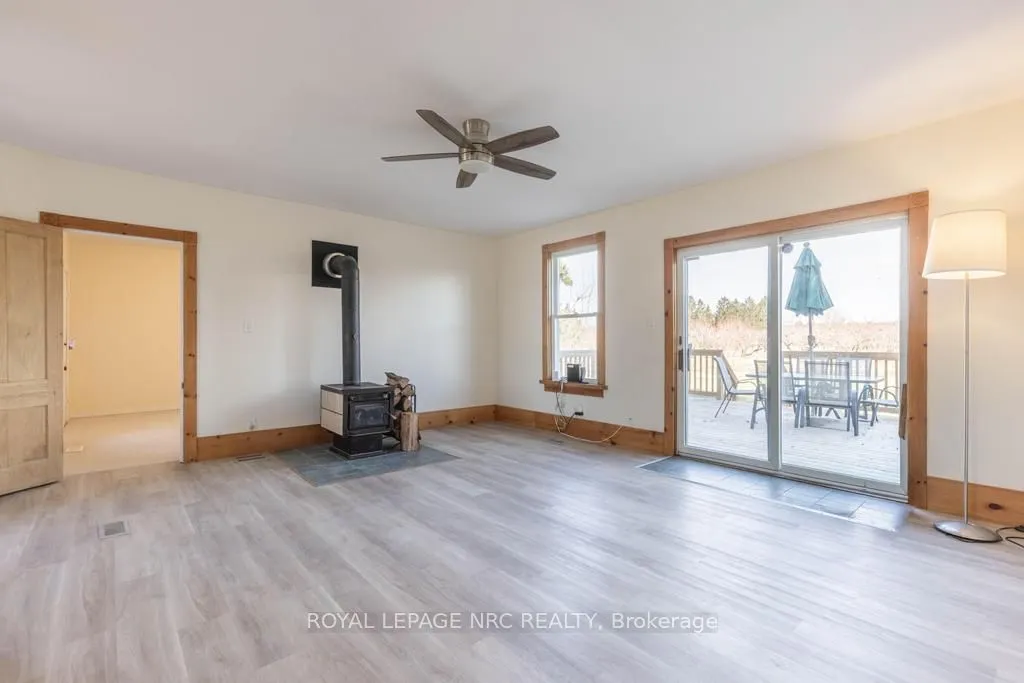 245 Niven Road