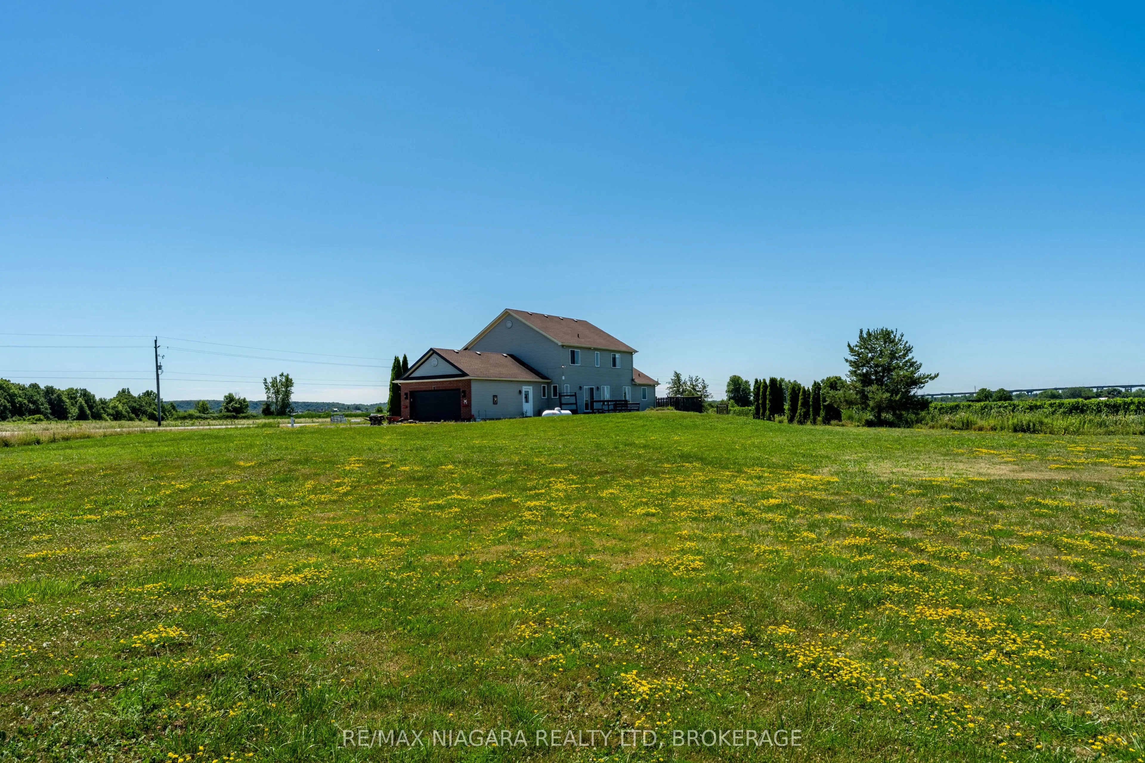 374 Niagara Stone Road