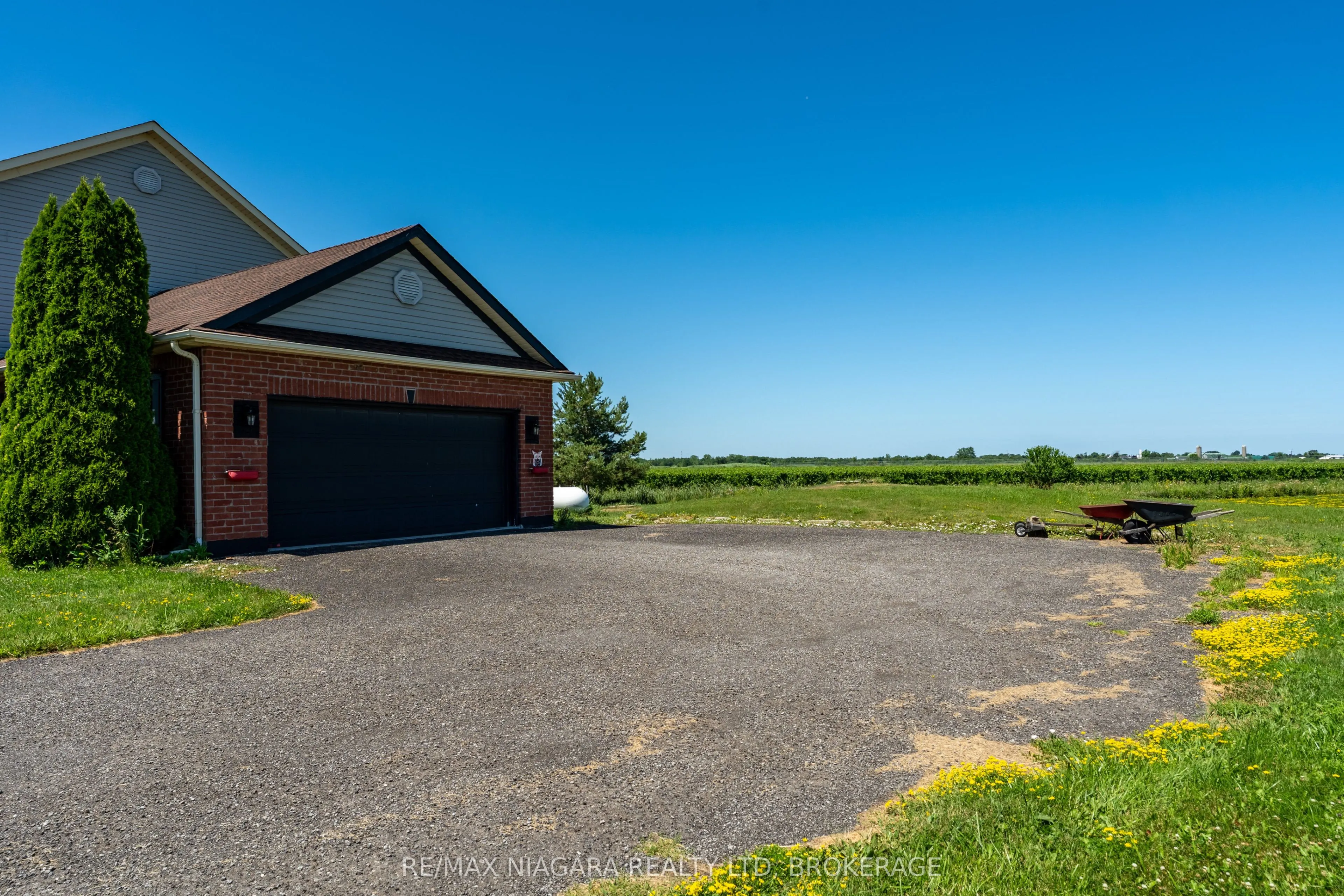 374 Niagara Stone Road