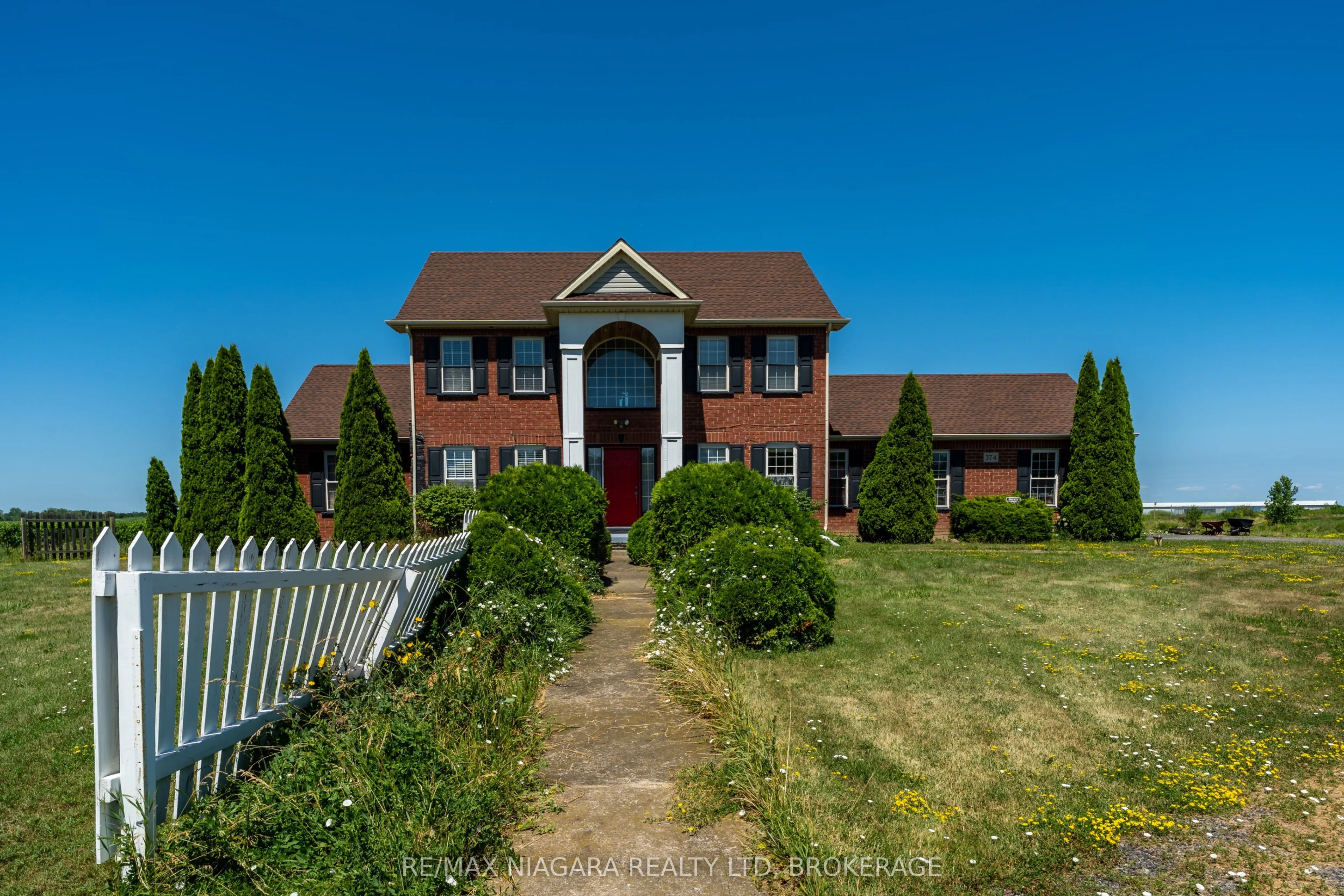 374 Niagara Stone Road