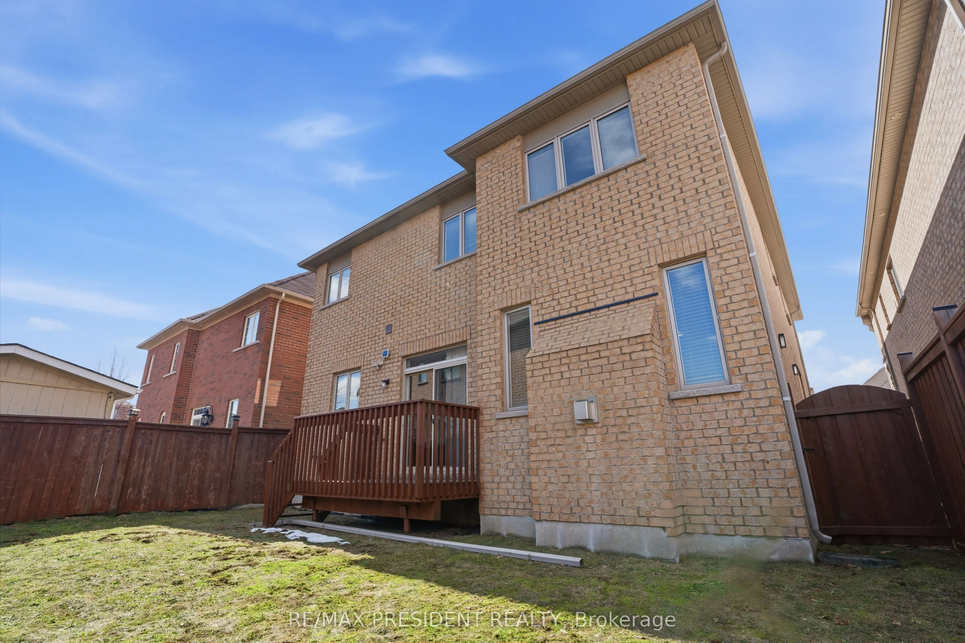 17 Mccartney Street