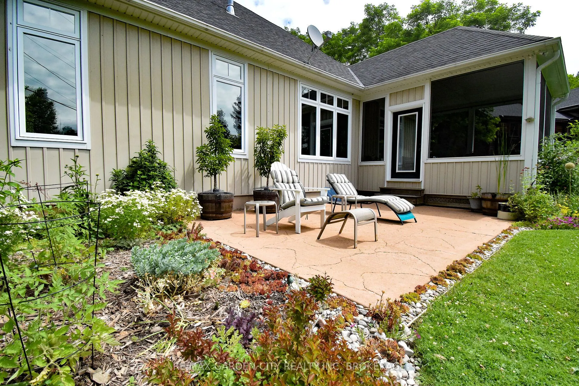 3089 Niagara River Parkway