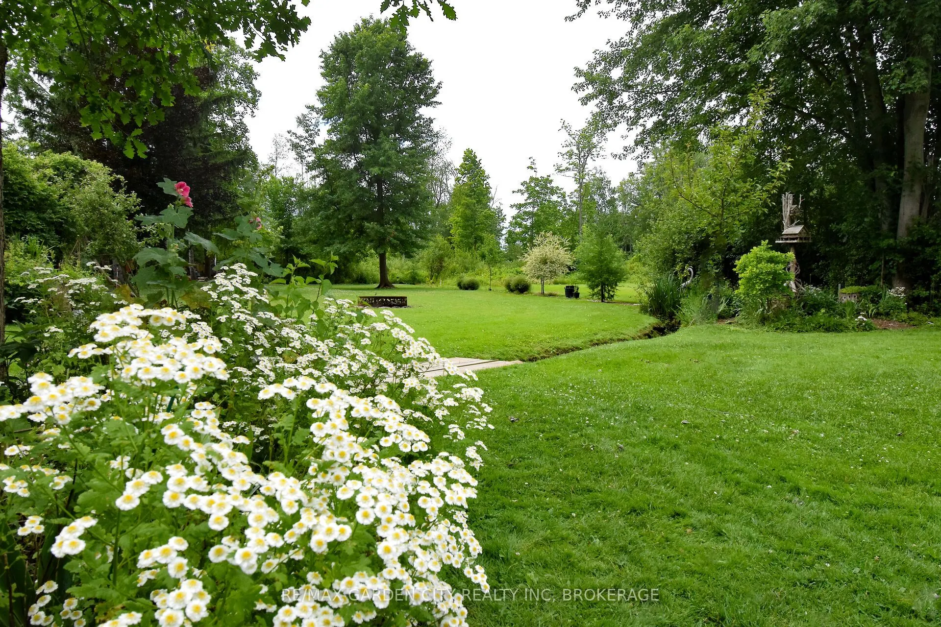 3089 Niagara River Parkway