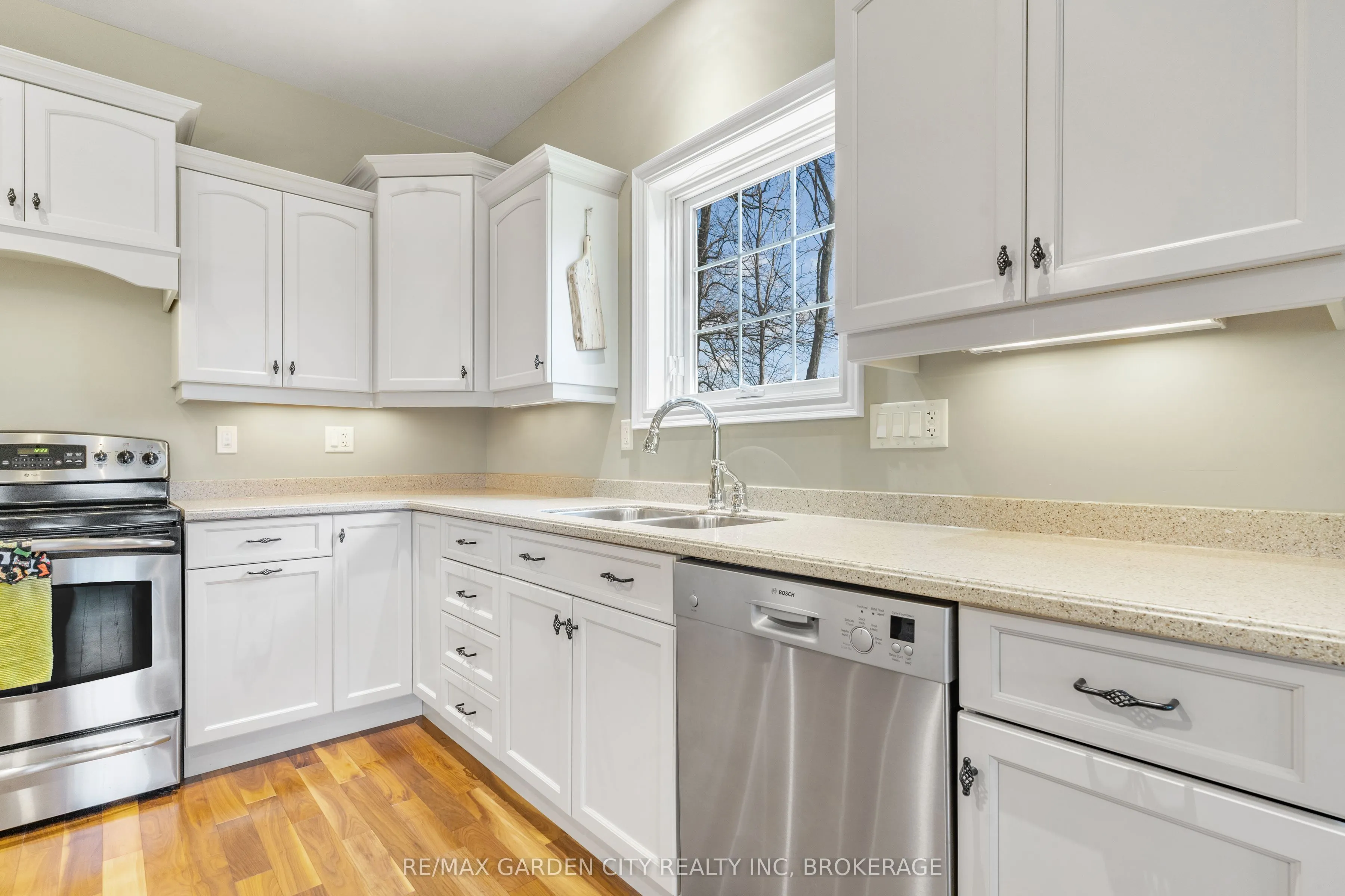 3089 Niagara River Parkway