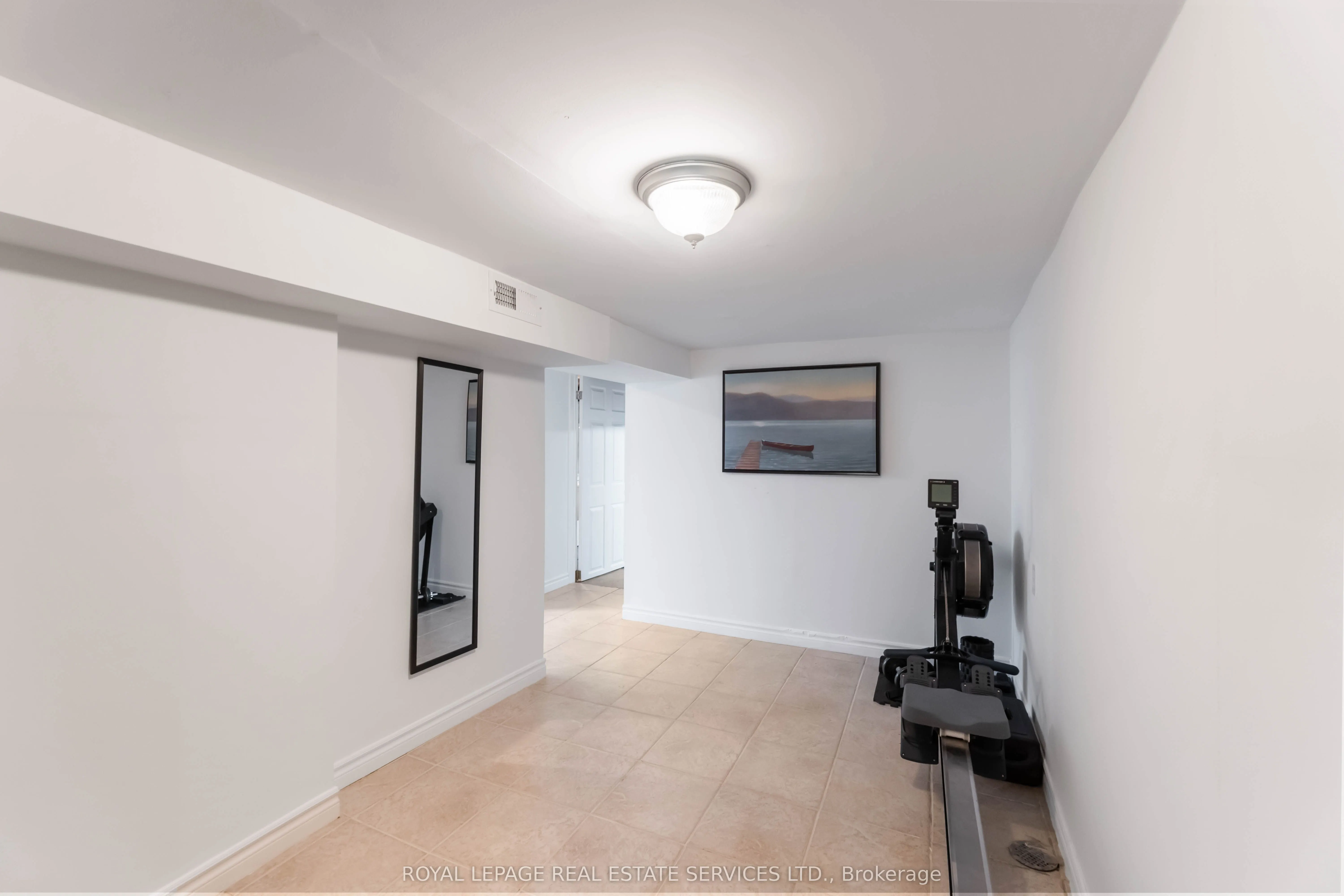 54 Weir Street S