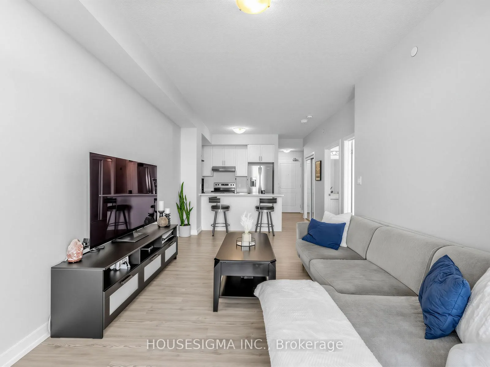 450 Dundas Street E #230