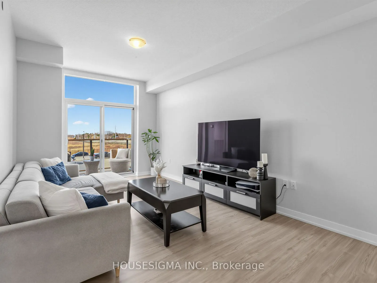 450 Dundas Street E #230