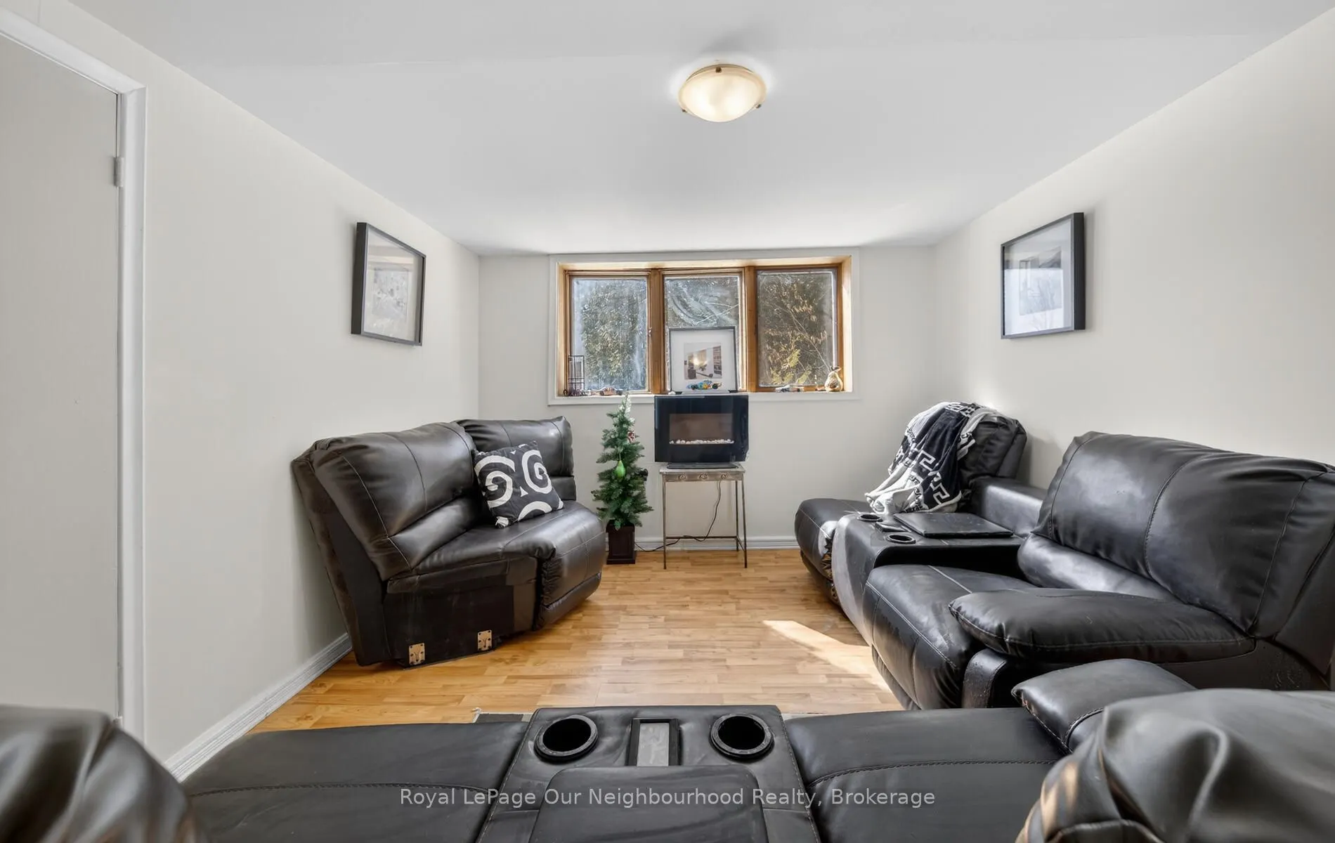 154 Collin Road