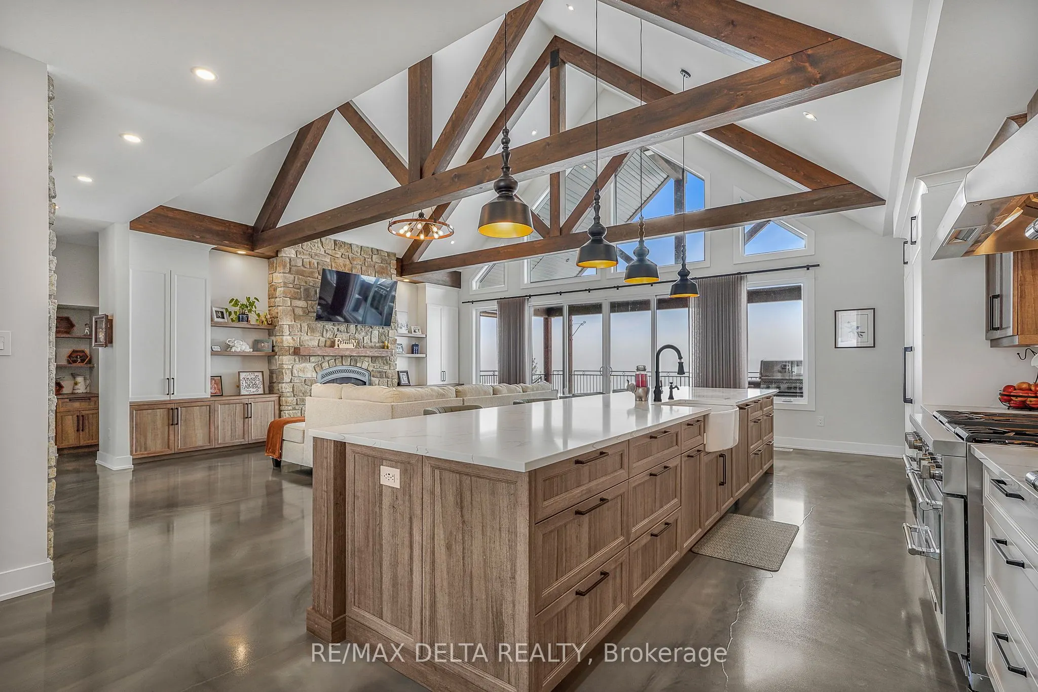 3815 Old Highway 17 Road