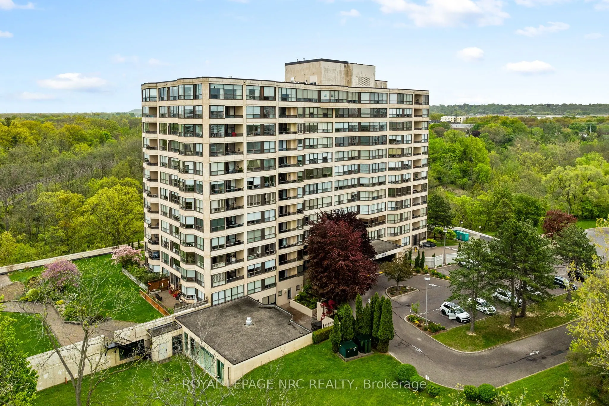 3 Towering Heights Boulevard #PH6