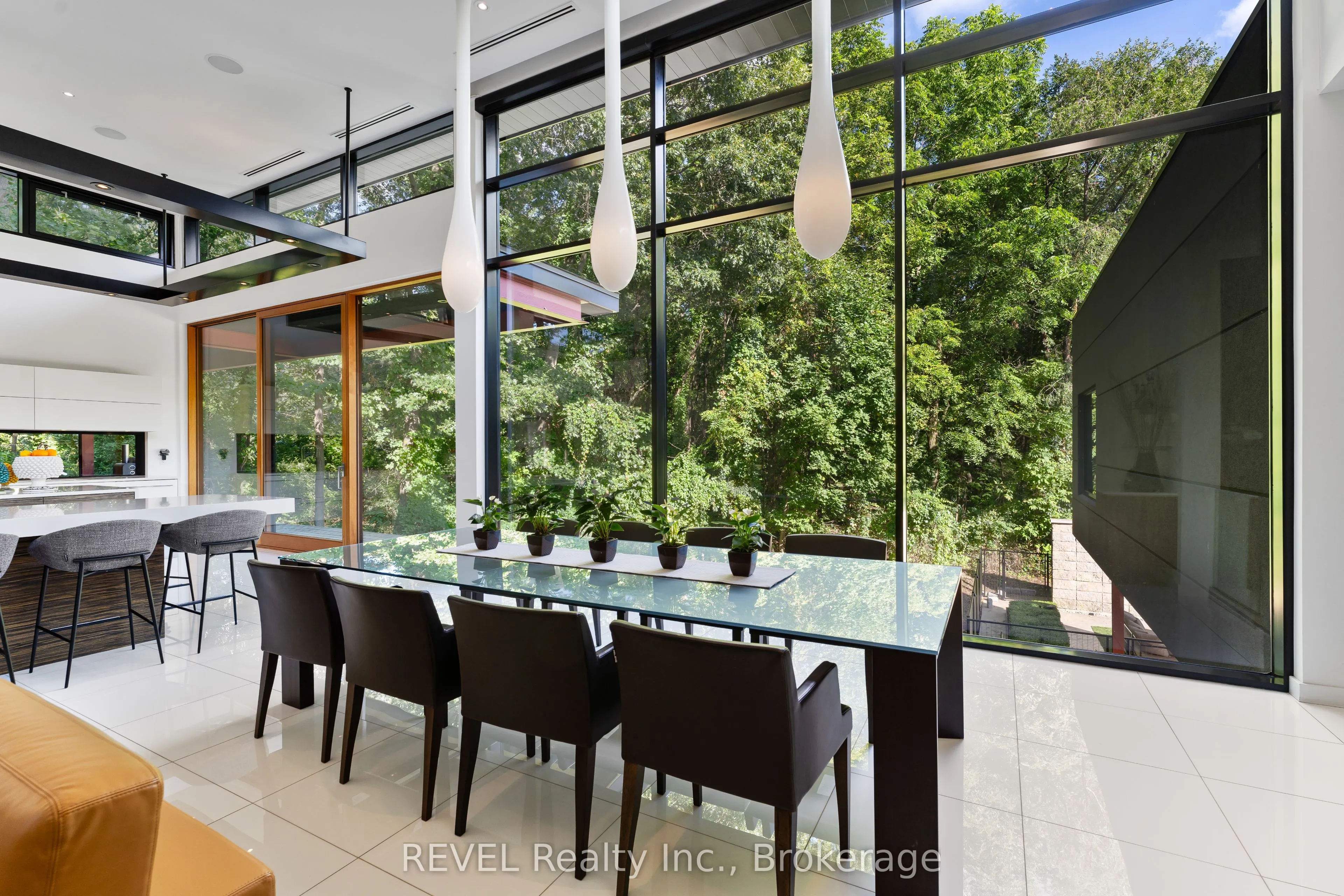 250 Canboro Road
