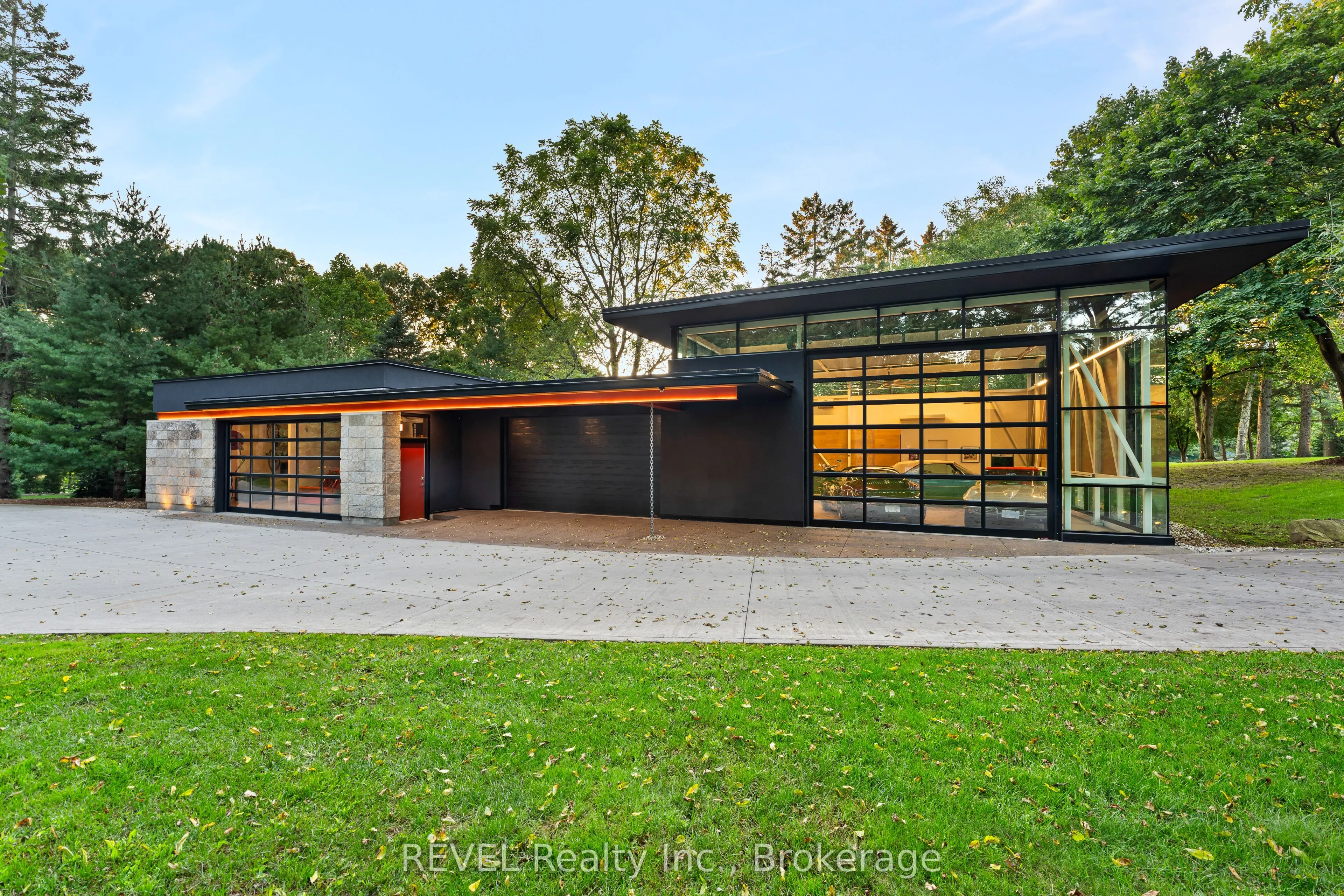 250 Canboro Road