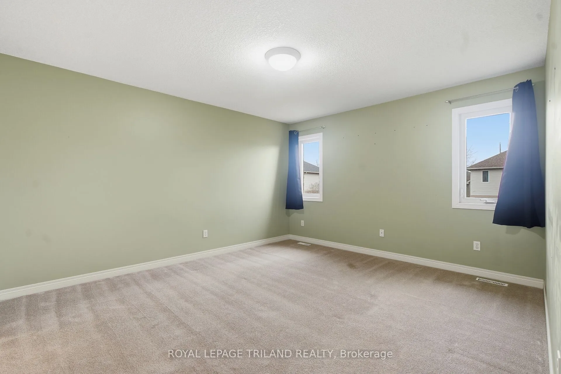 20 Windemere Place #10