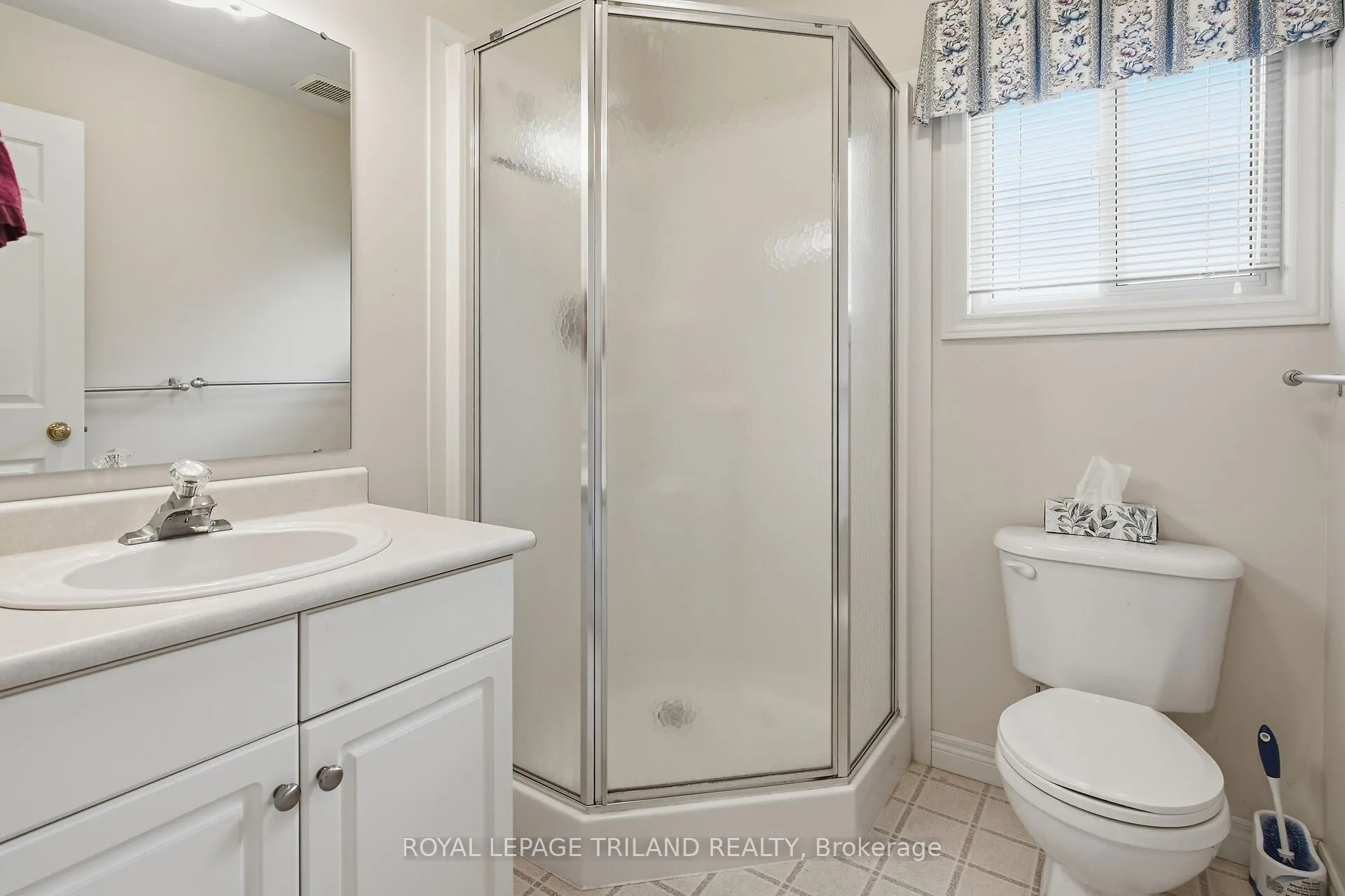 20 Windemere Place #10