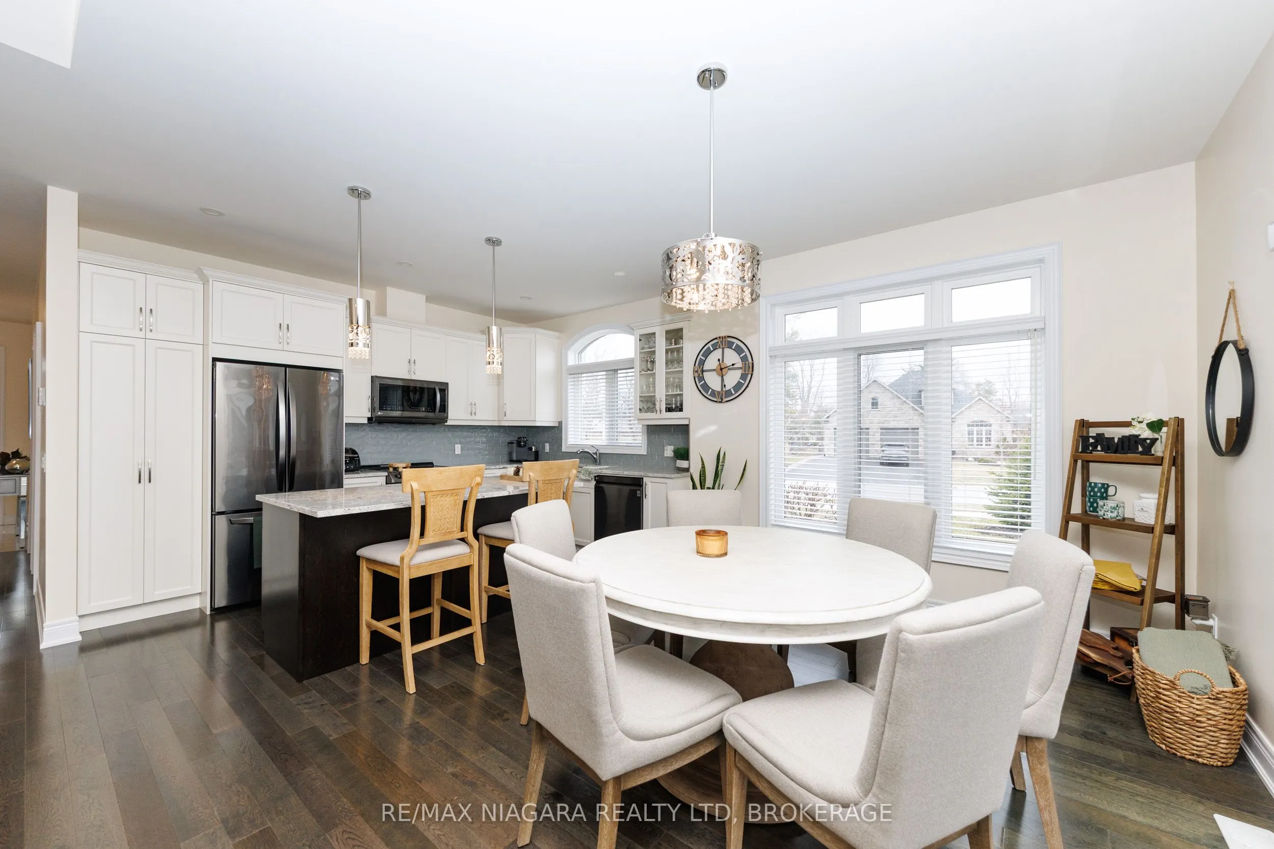 4049 Village Creek Drive