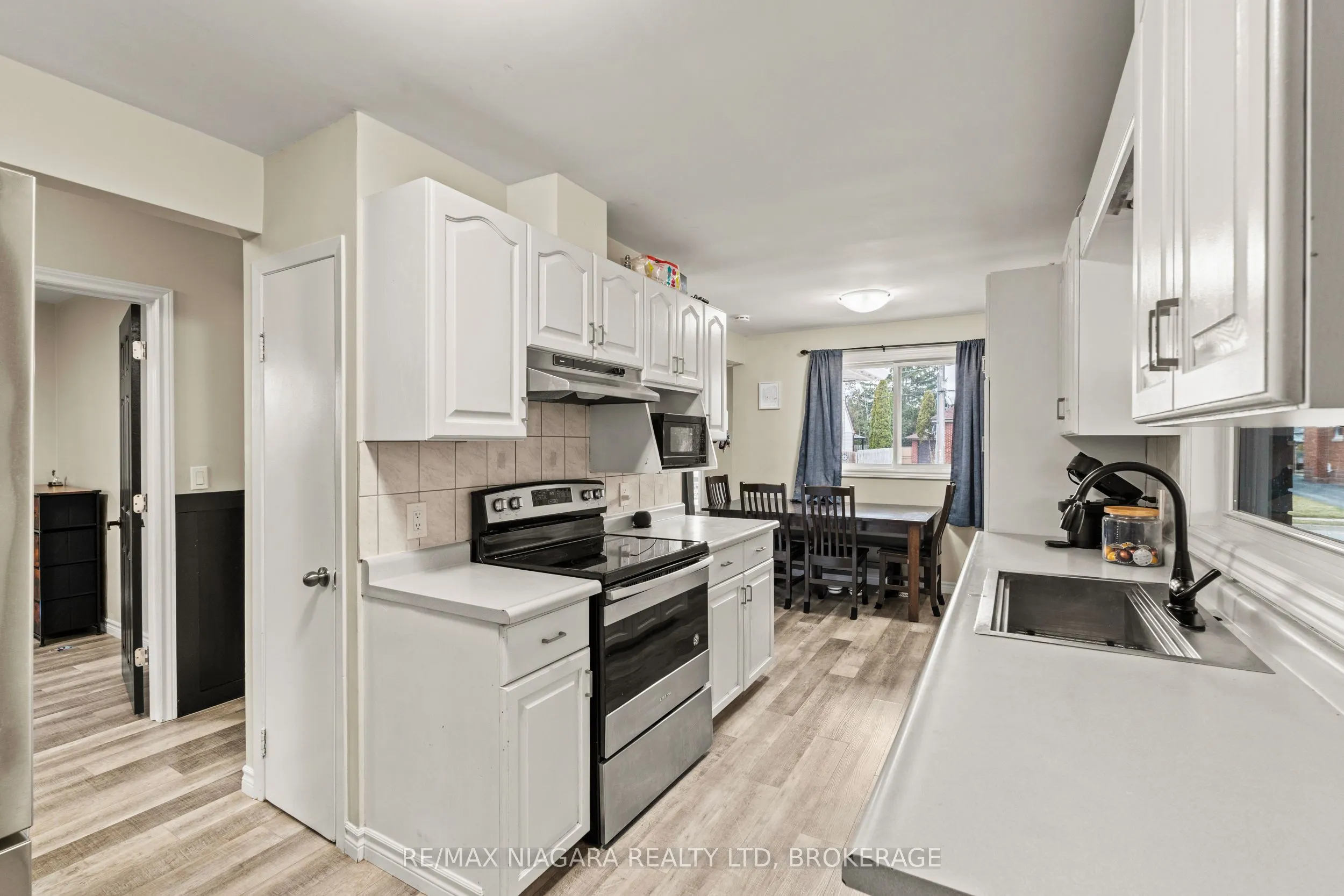 447 David Street