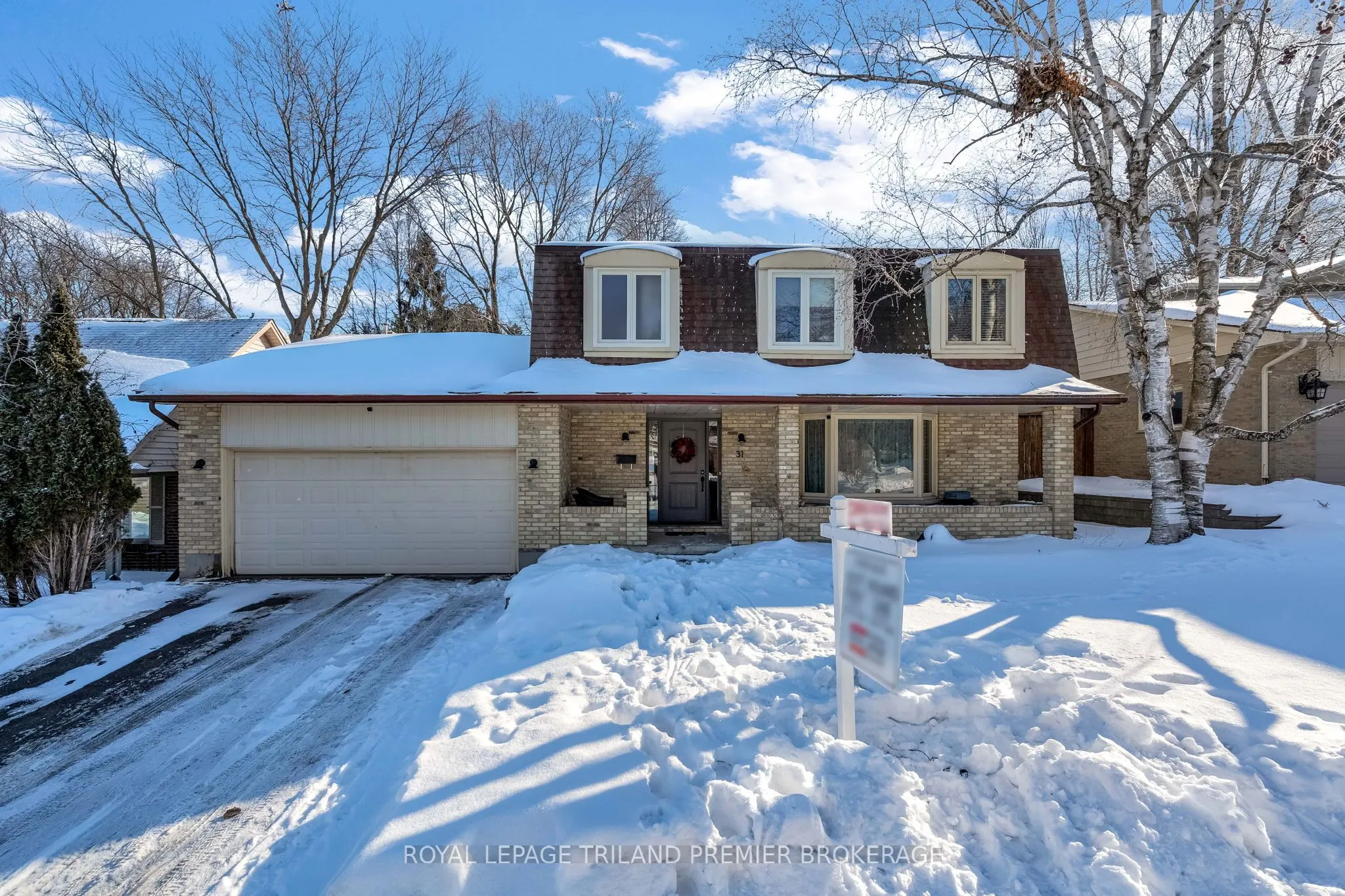 31 Foxcroft Crescent