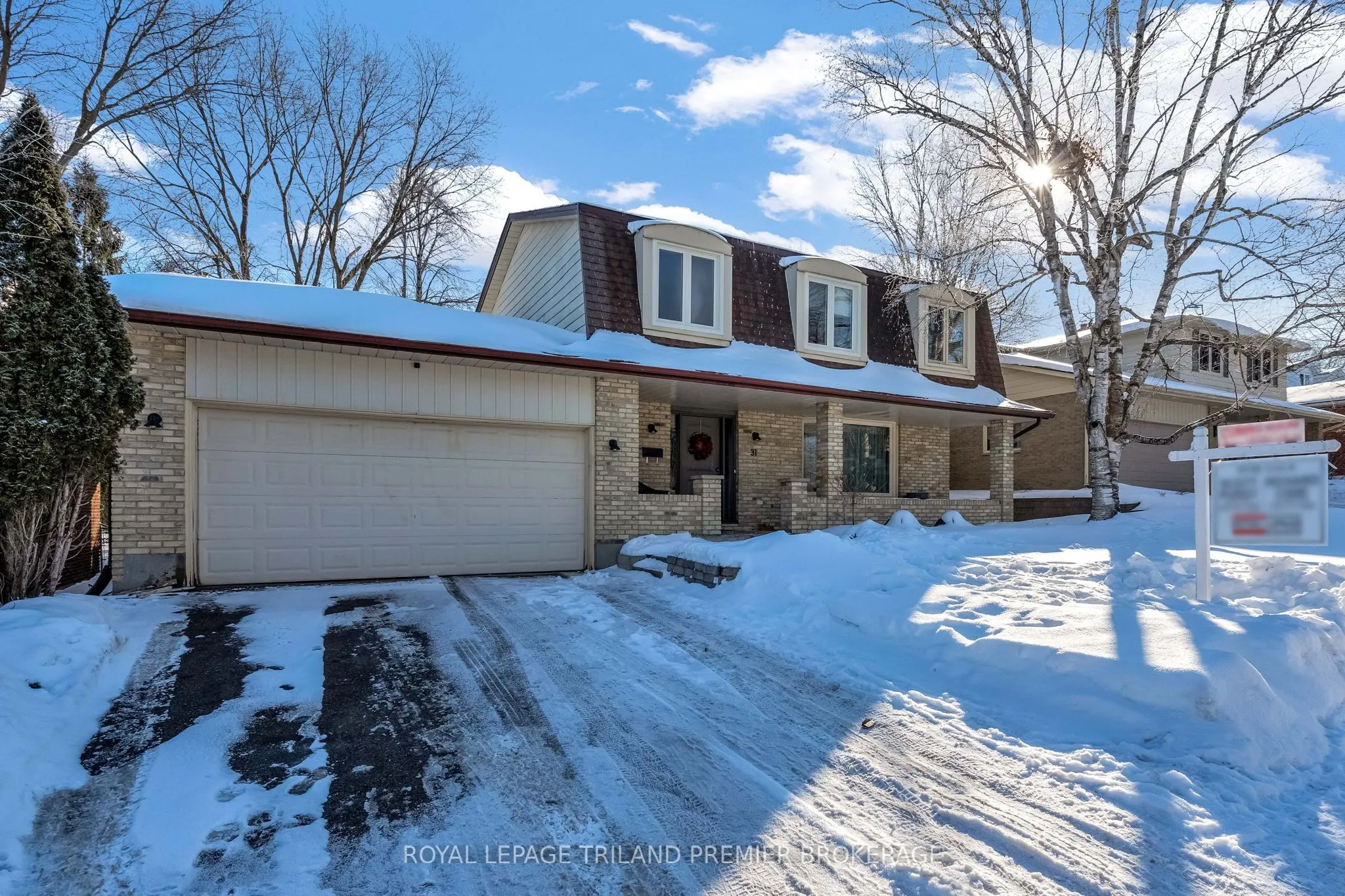 31 Foxcroft Crescent