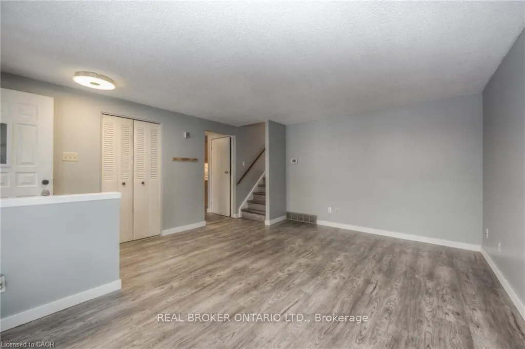 74 Helene Crescent