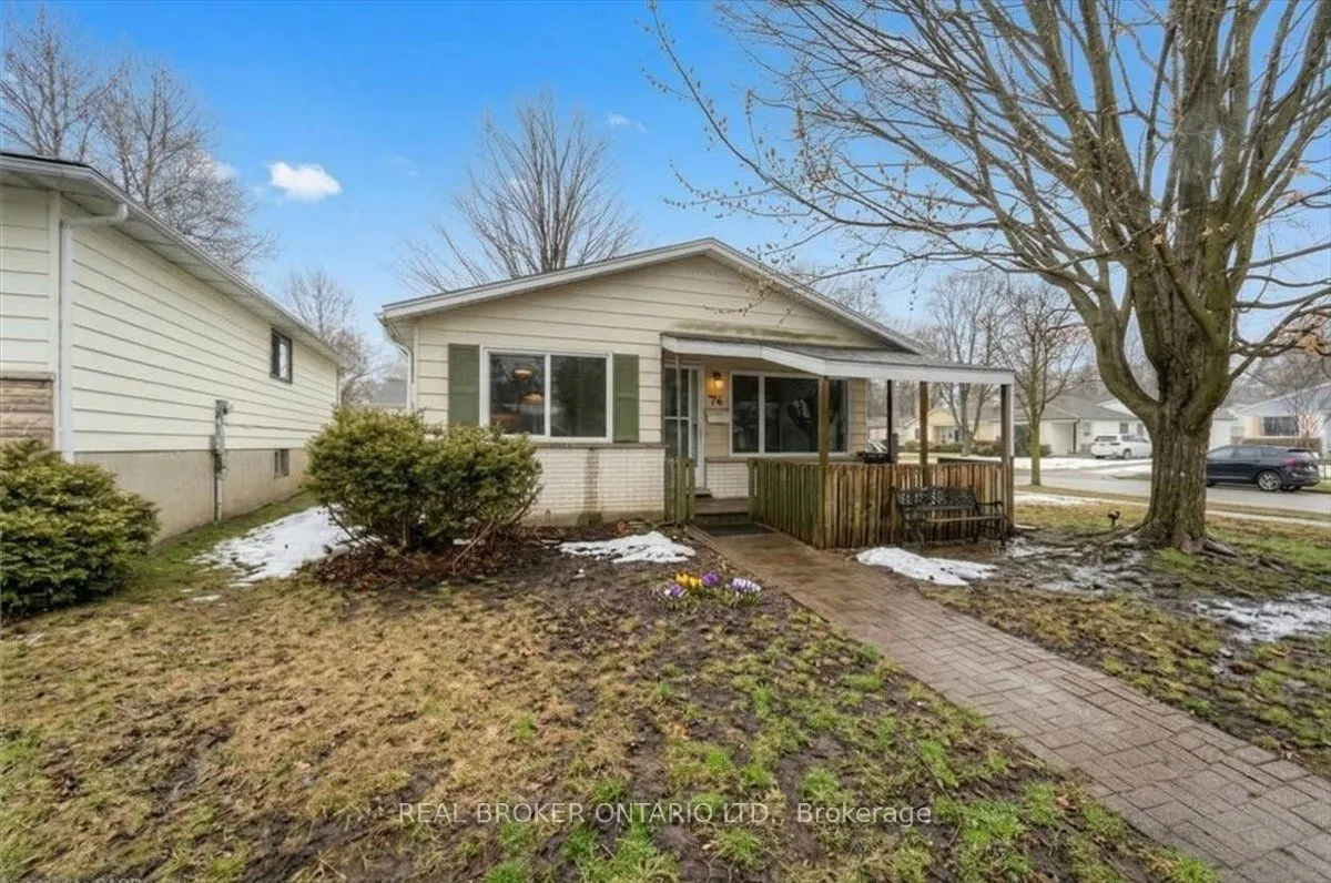 74 Helene Crescent
