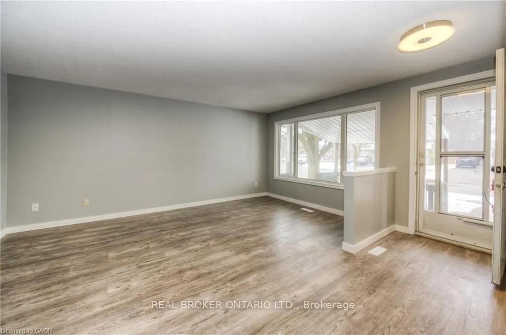 74 Helene Crescent