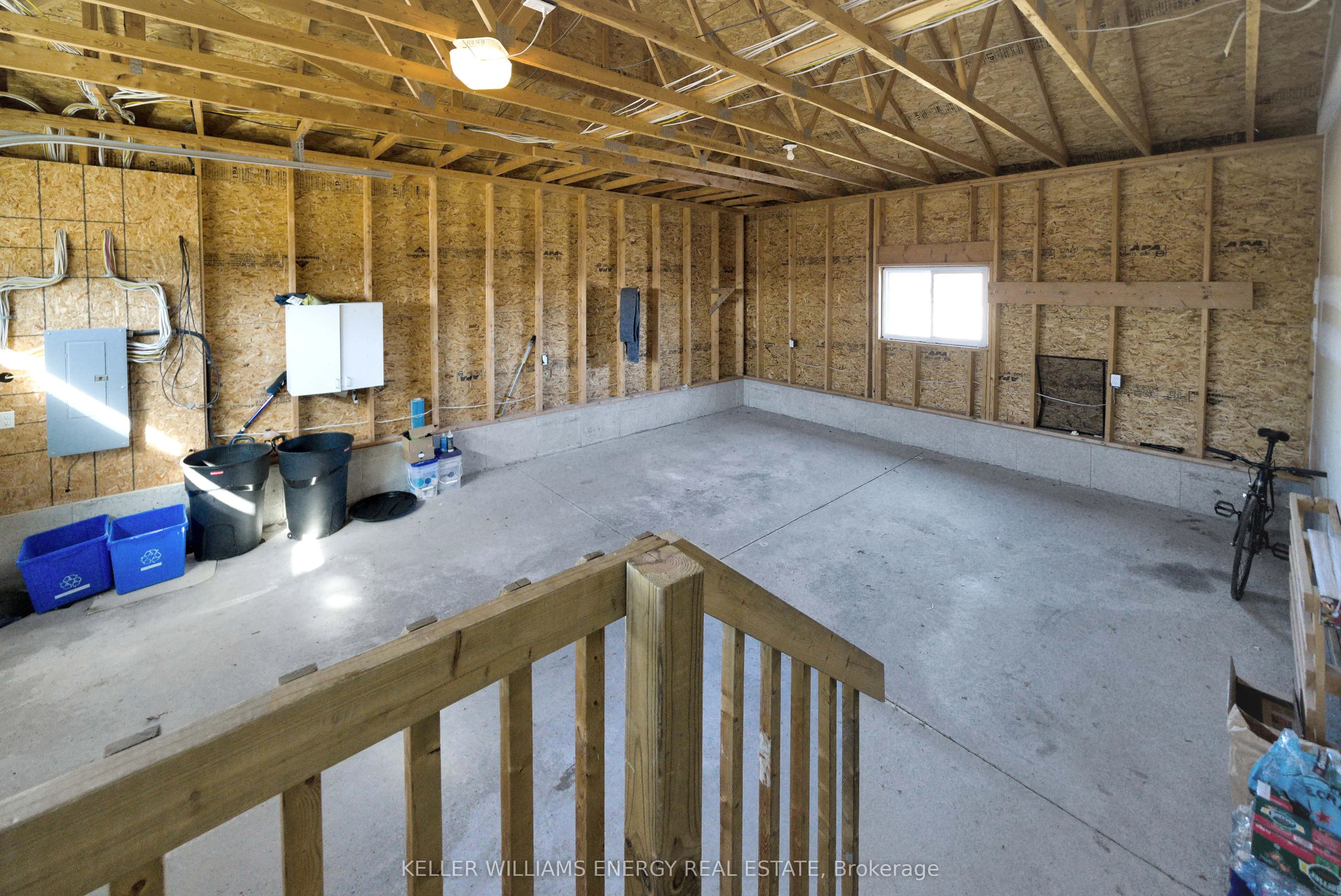 20858 Loyalist Parkway