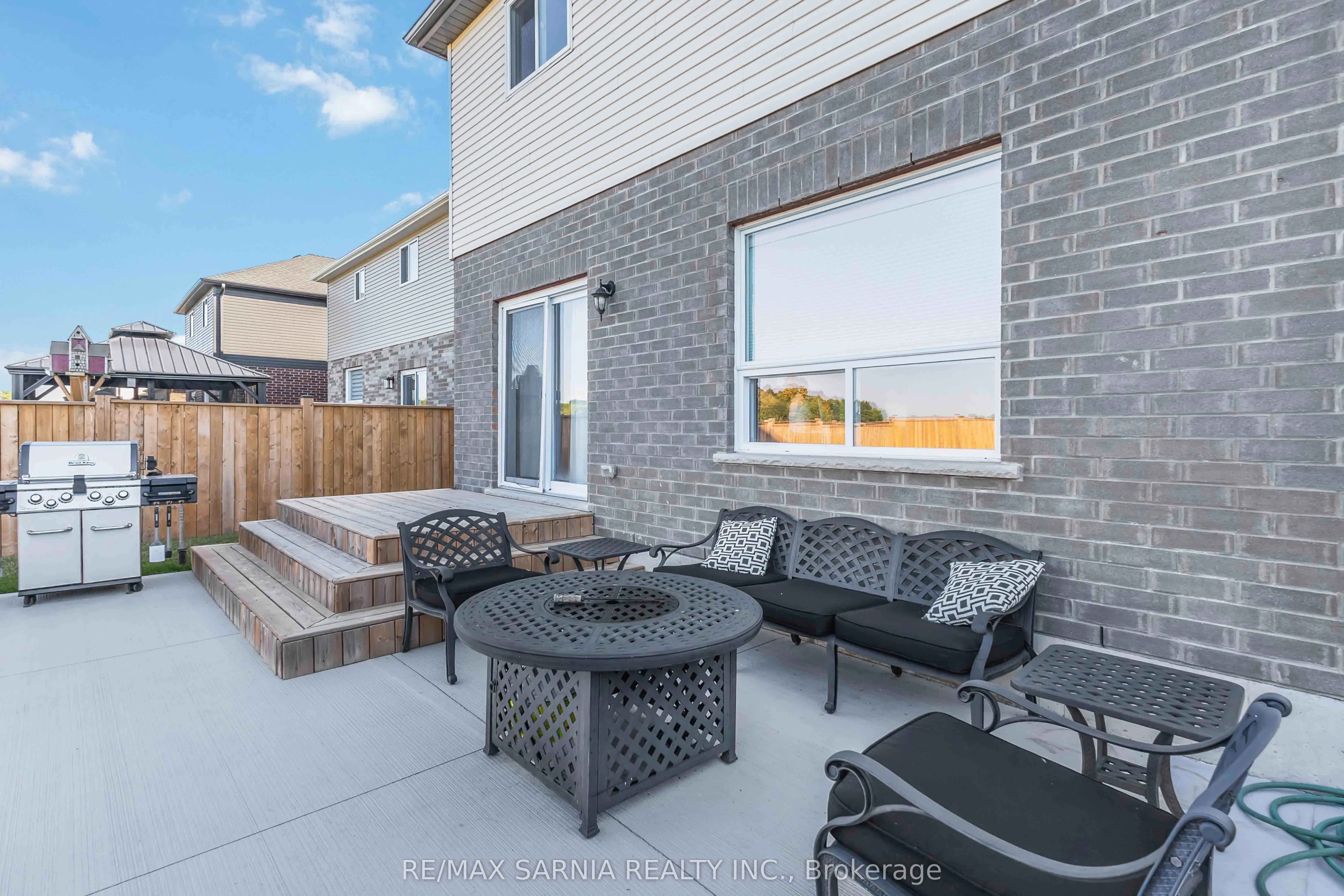 63 Rosina Lane