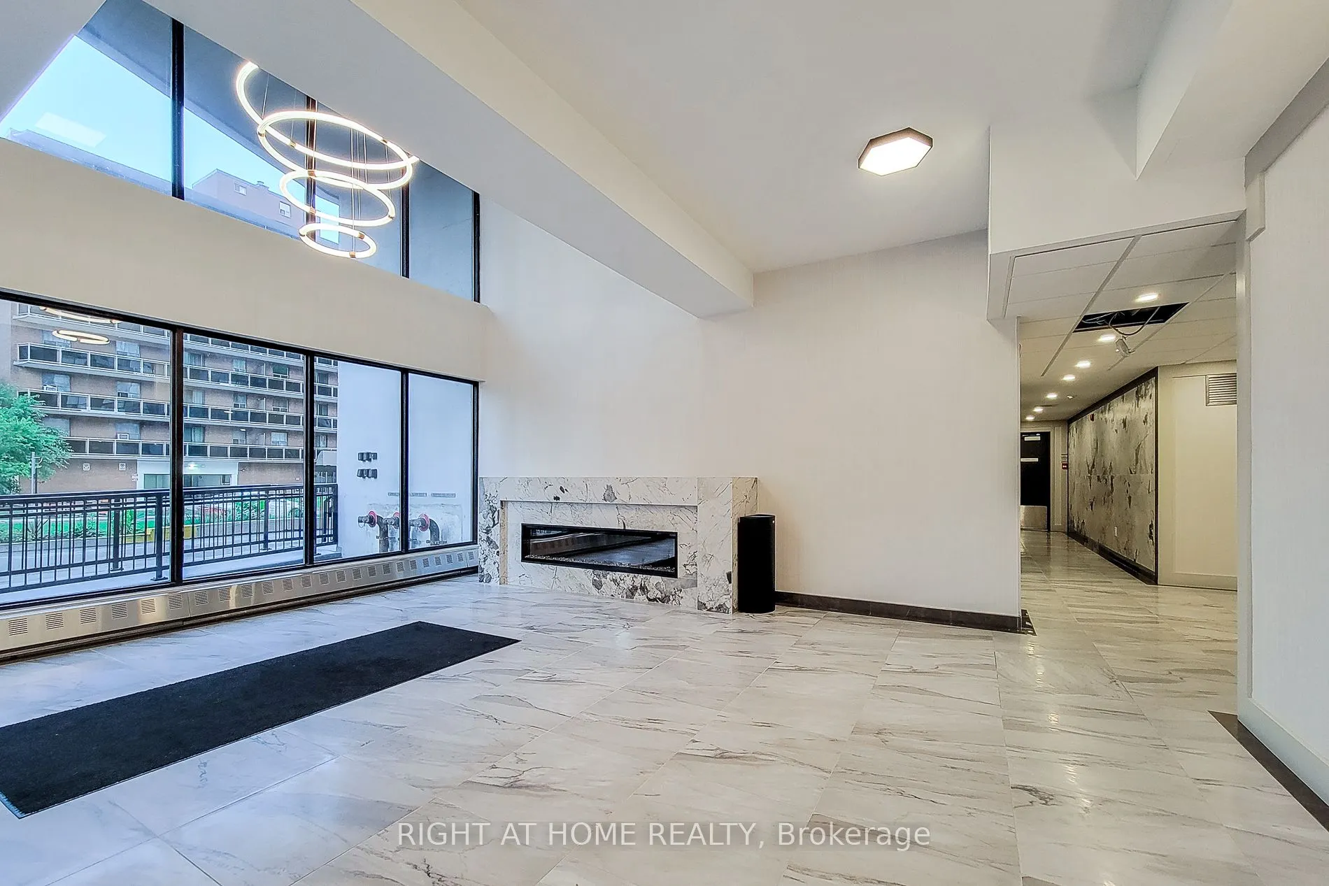 150 Charlton Avenue E #601