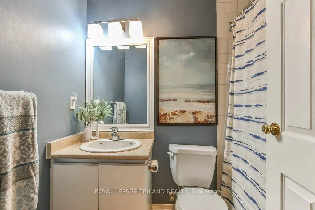 285 QUEENS Avenue #101