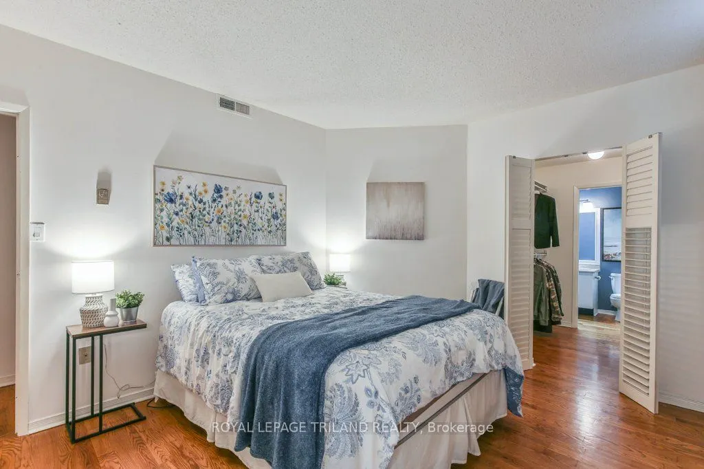 285 QUEENS Avenue #101