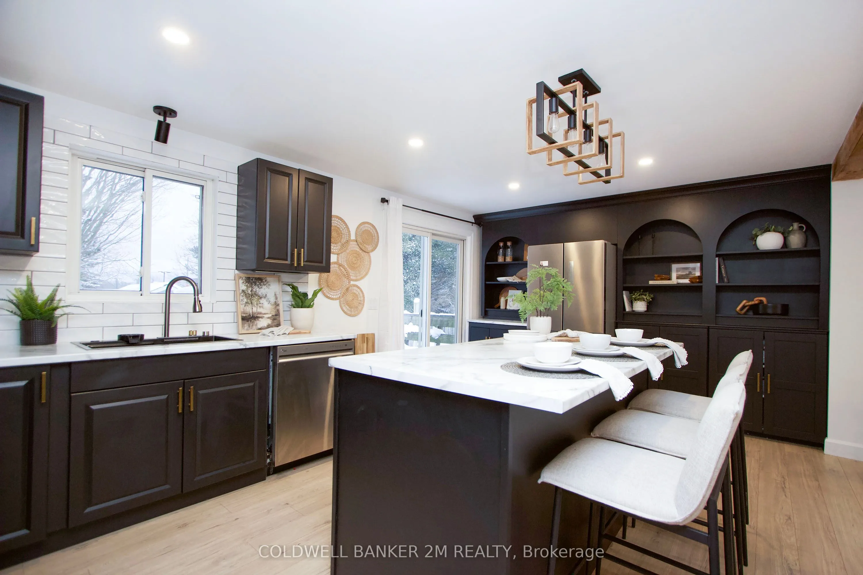 812 Burnham Street