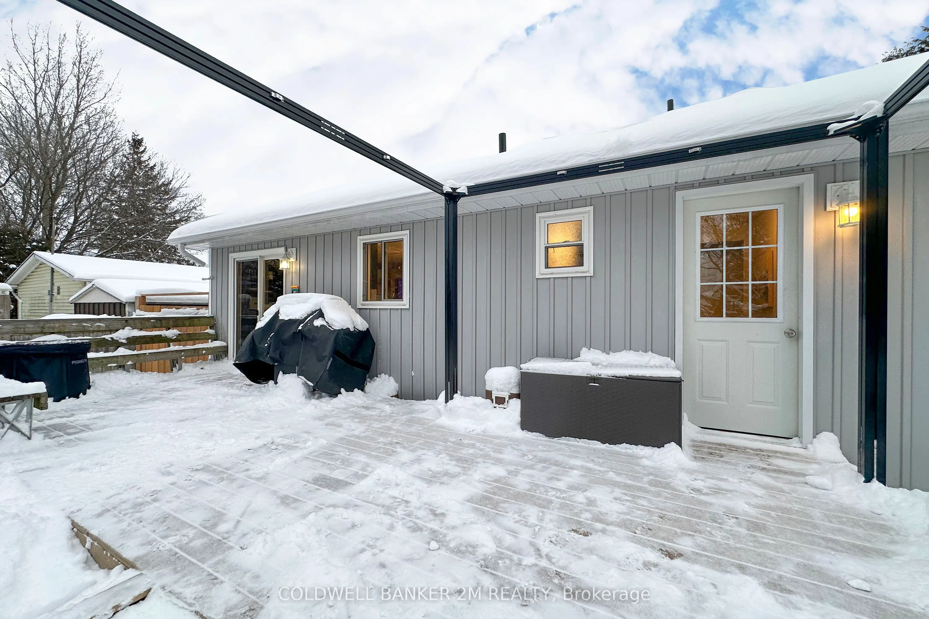 812 Burnham Street