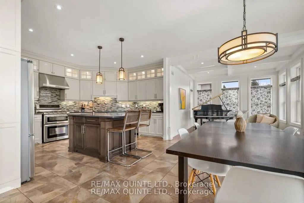 54 Settlers Landing Drive
