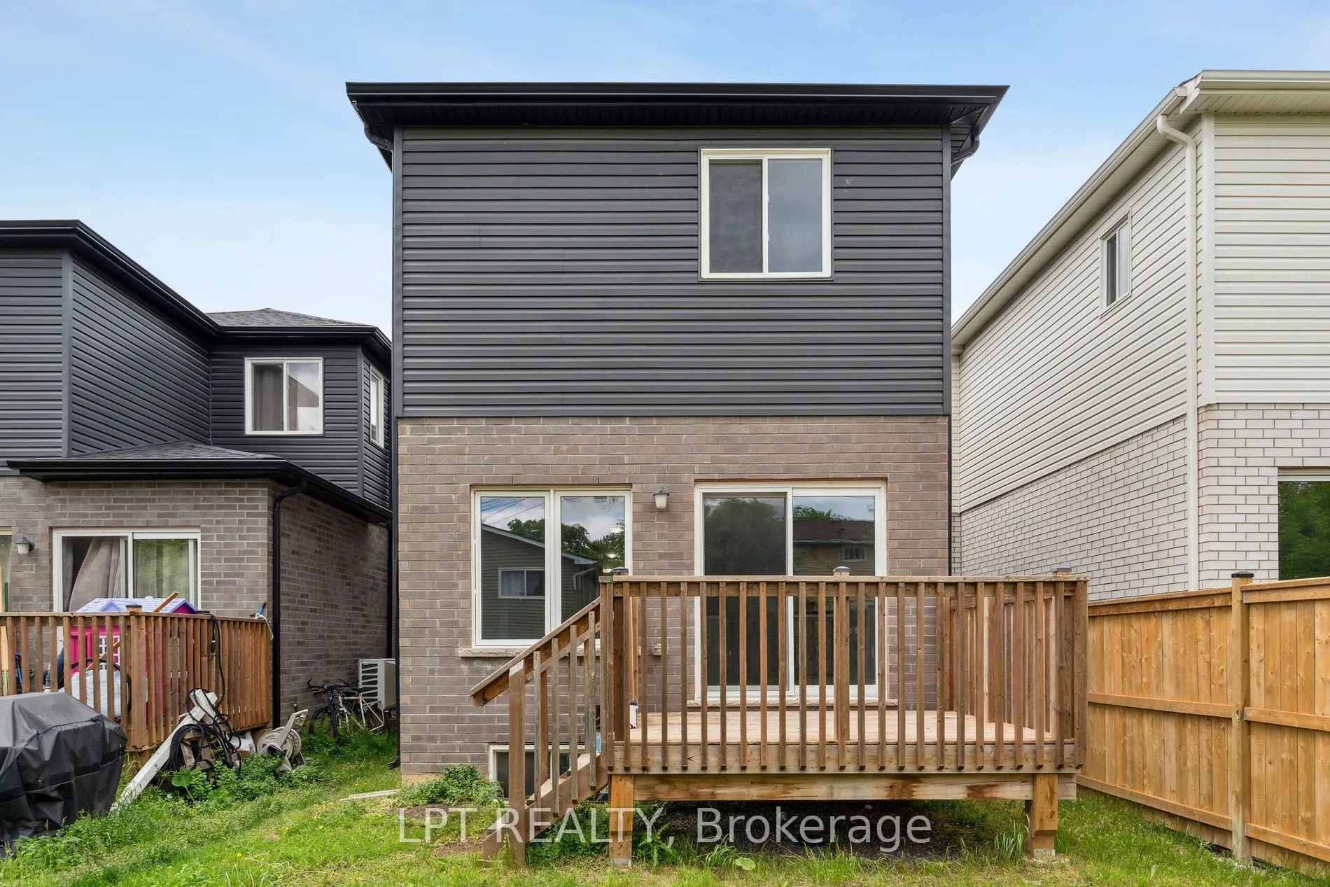 217 Louise Street