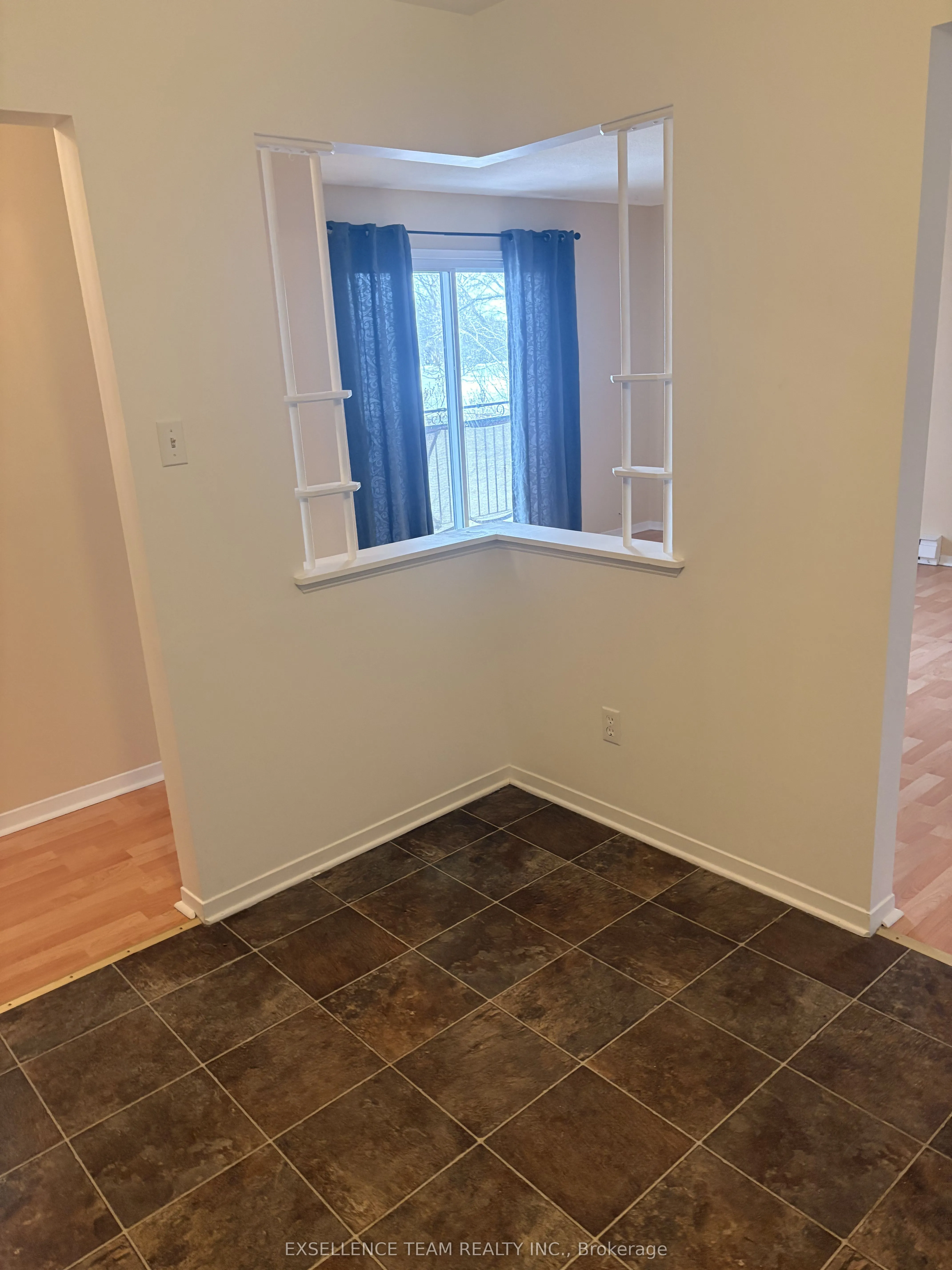 220 Kenyon Street #210