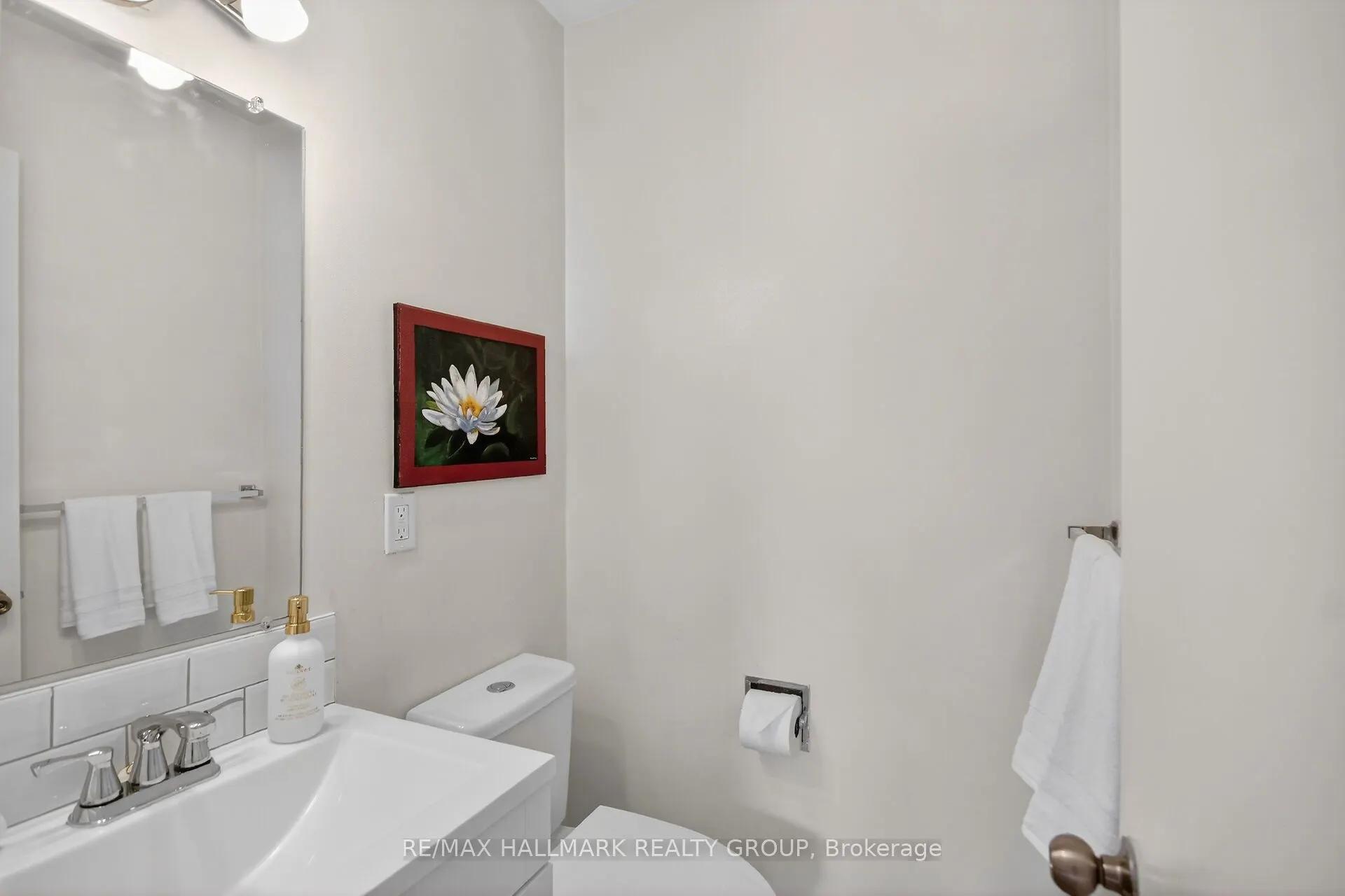 427 Moodie Drive #25