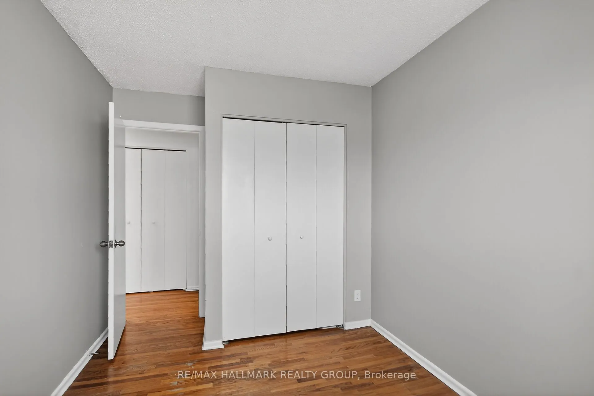 427 Moodie Drive #25